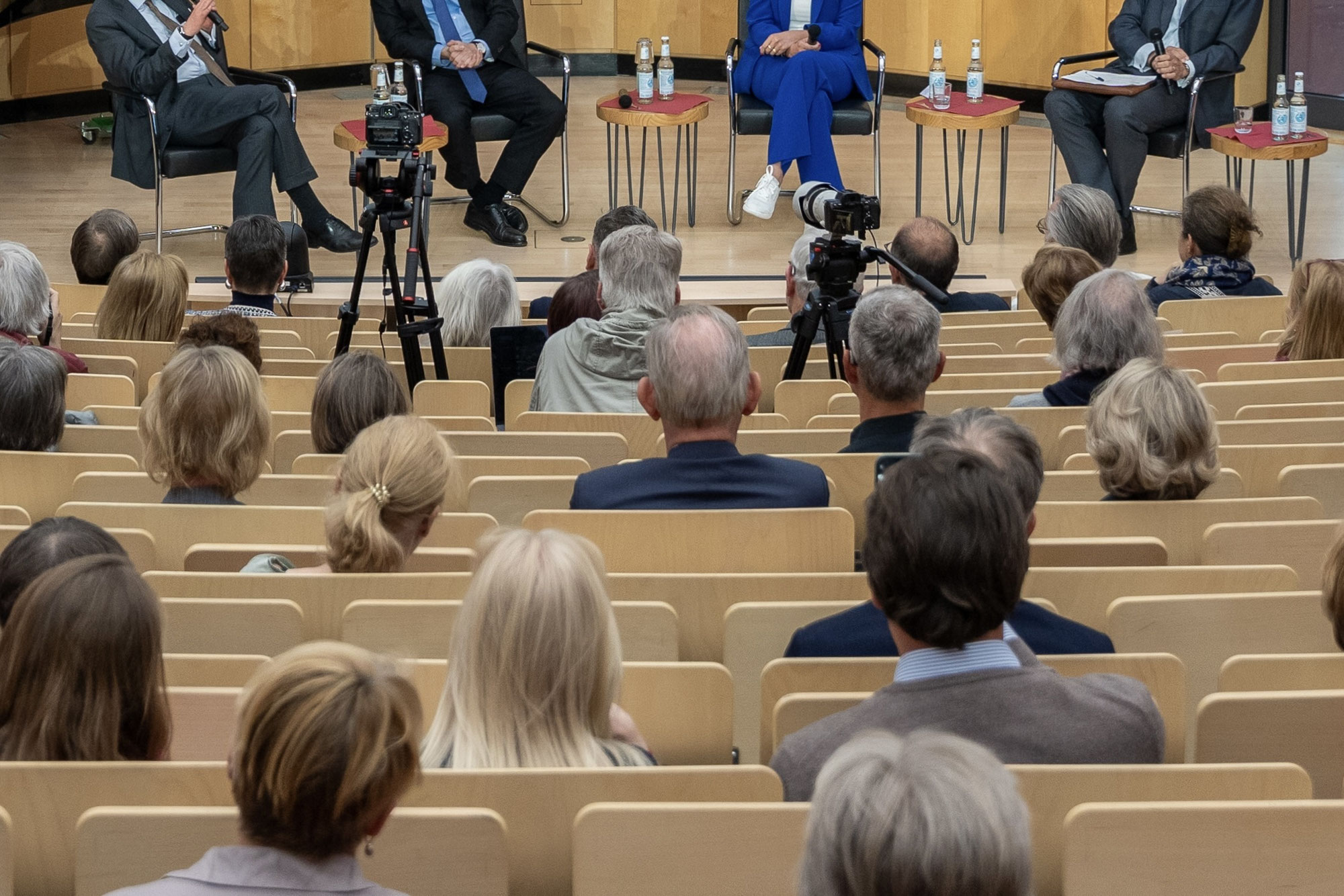 Ehemalige in der Politik