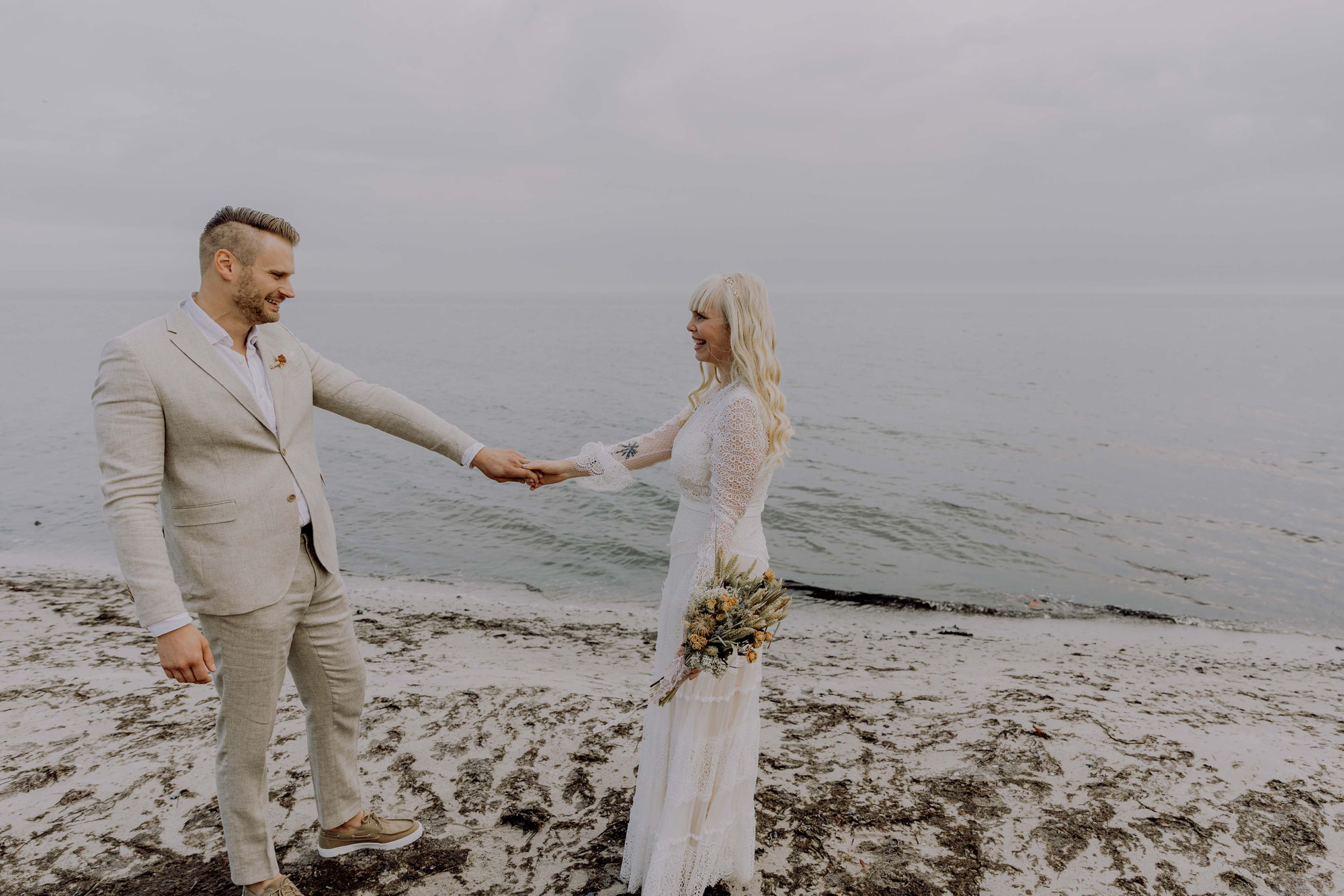 Intime Leuchtturmhochzeit in Falshöft