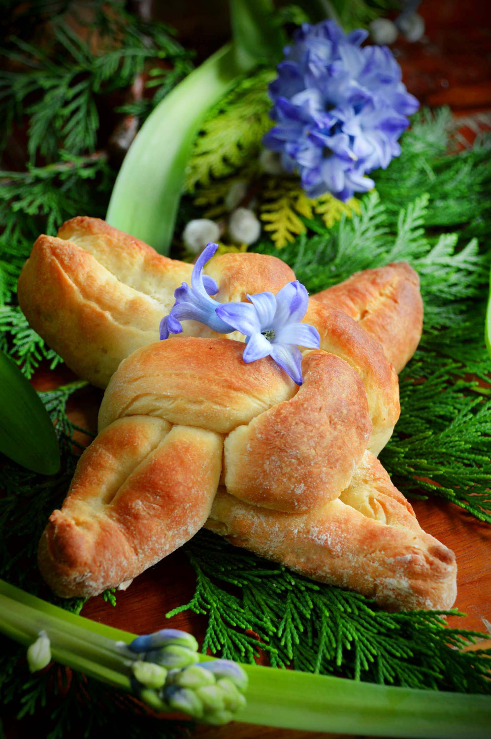 Brigids-Kreuz-Brot / Brigid's cross bread