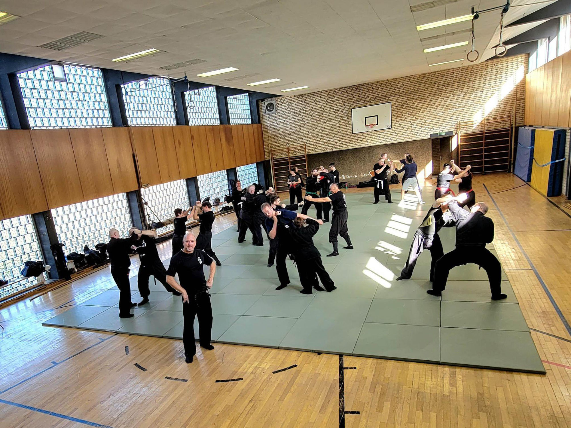 Seminar mit Oli und Schwert und Naginata