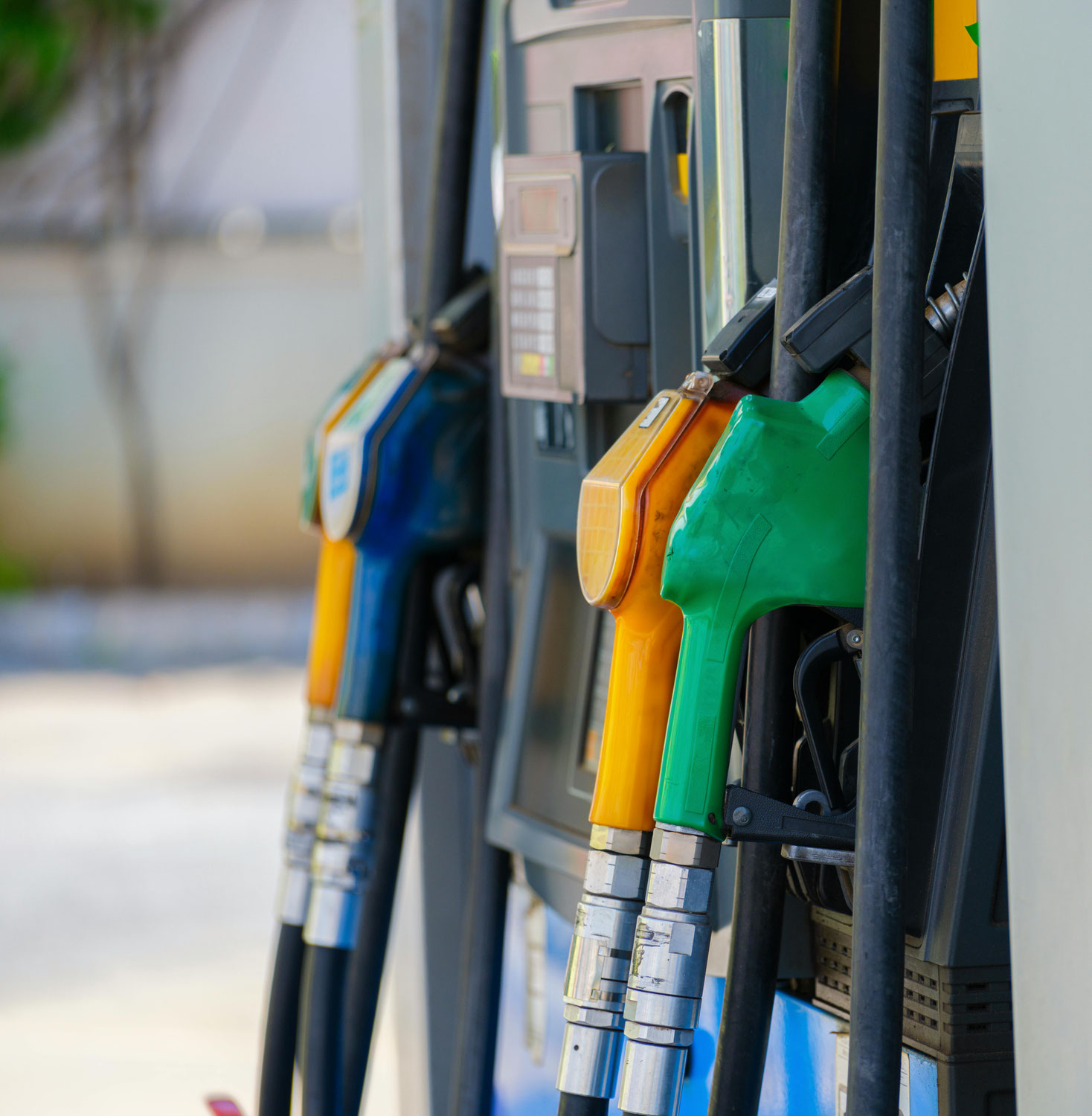 El petróleo se dispara por la guerra en el Golfo: el Brent registra su mayor salto desde el Covid y advierten que podría superar los 150 dólares