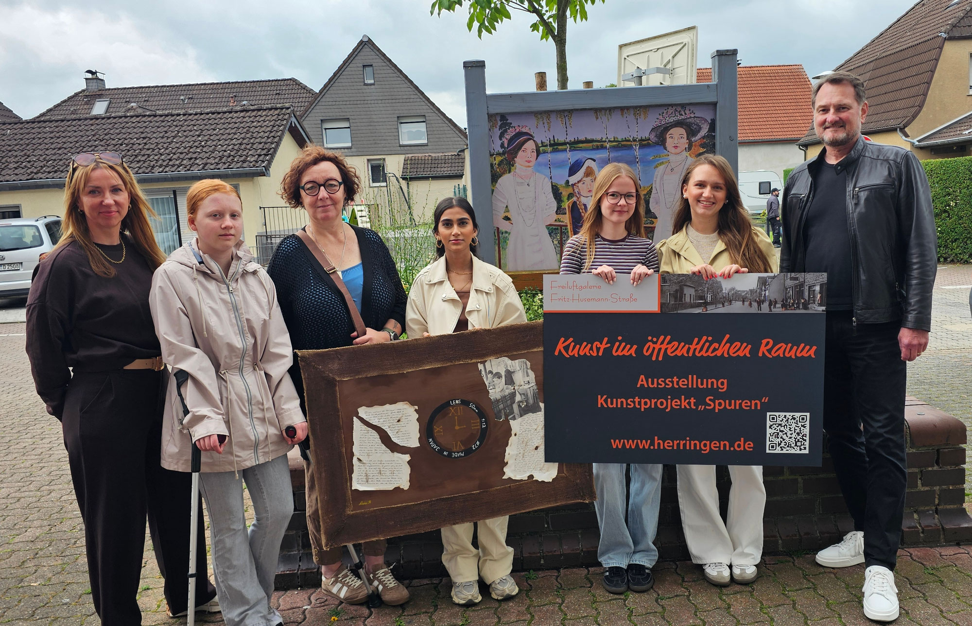 Ausstellungseröffnung - Junge Kunst hinterlässt Spuren in Herringen