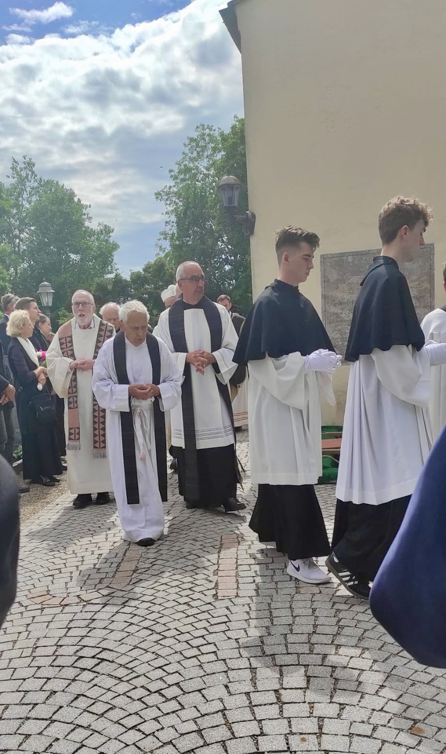 Prälat Georg Kirchmeir in Klingen beigesetzt