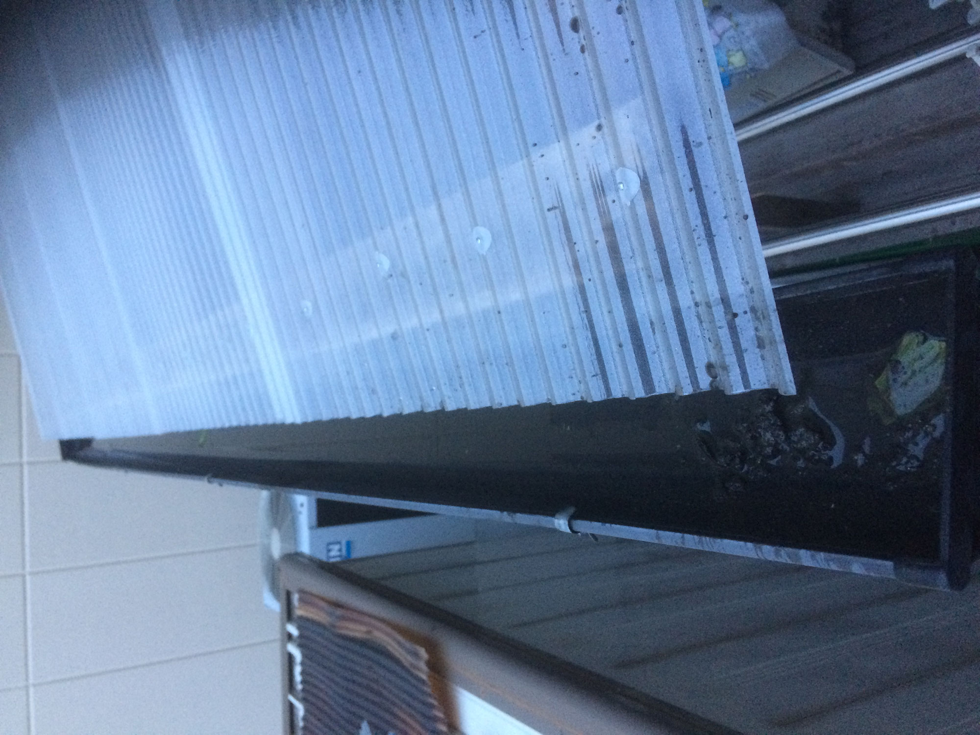 台風で破損したベランダ波板を張替え。安心して暮らせる住まいへ｜火災保険対応｜京都市西京区