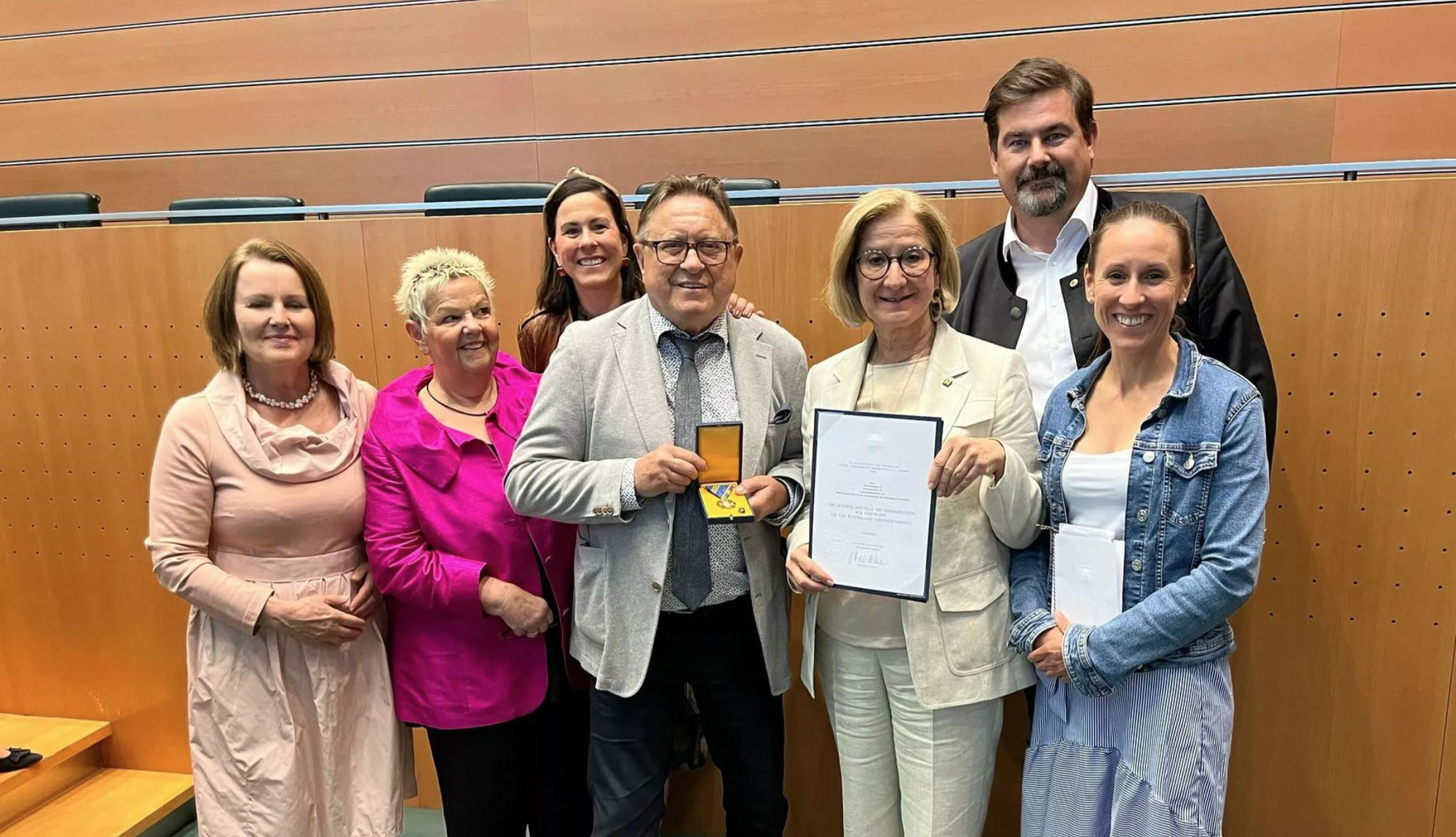 Der Purkersdorfer Raimund Boltz erhält Ehrenzeichen
