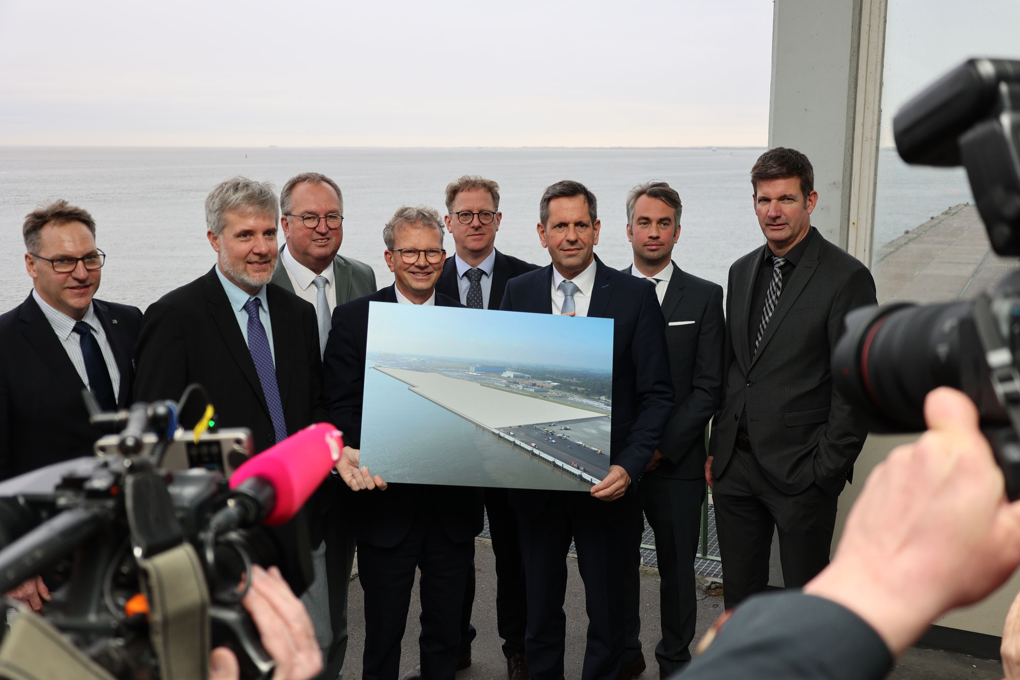 Neue Liegeplätze 5-7 für Cuxhaven – Bund, Land und Wirtschaft finanzieren gemeinsam den Hafenausbau