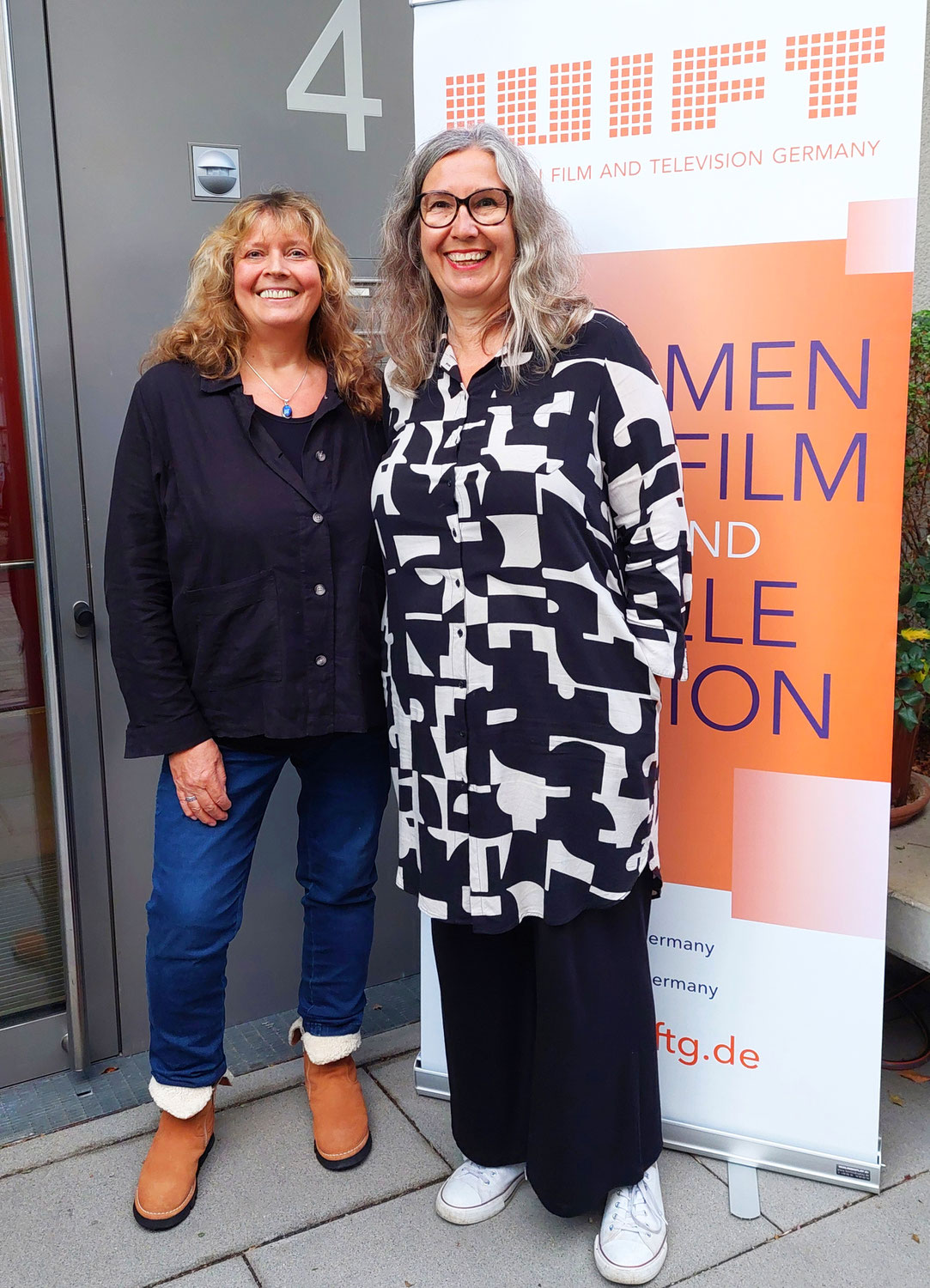 Nachbarschaftskino mit dem Dokumentarfilm "Ein Traum von Revolution" von Petra Hoffmann