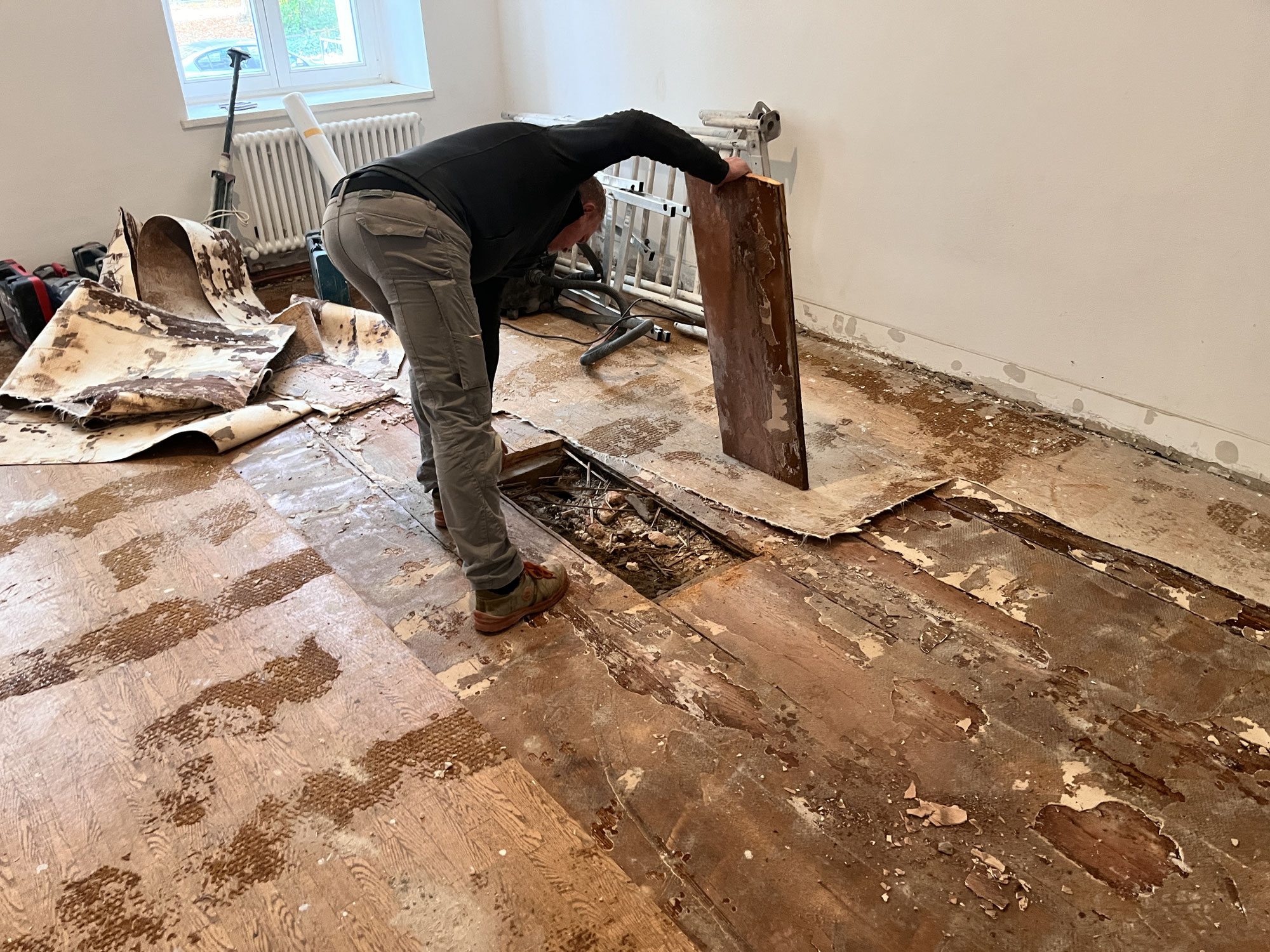 Projektstart in Berlin-Mitte: Eine großzügige Altbauwohnung wird neu belebt