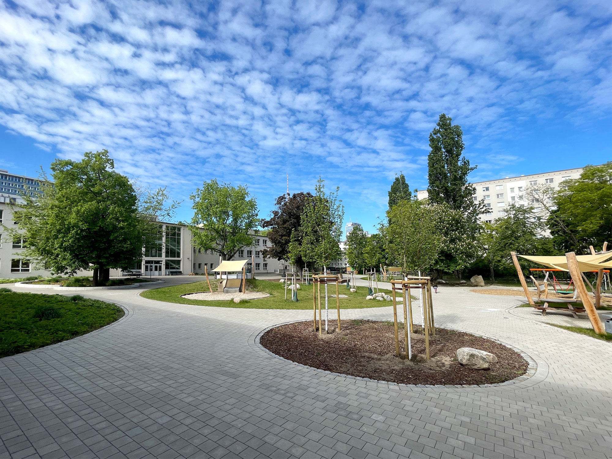 Charlotte-Pfeffer-Schule: Fertigstellung eines besonderen Schulstandorts mitten in Berlin