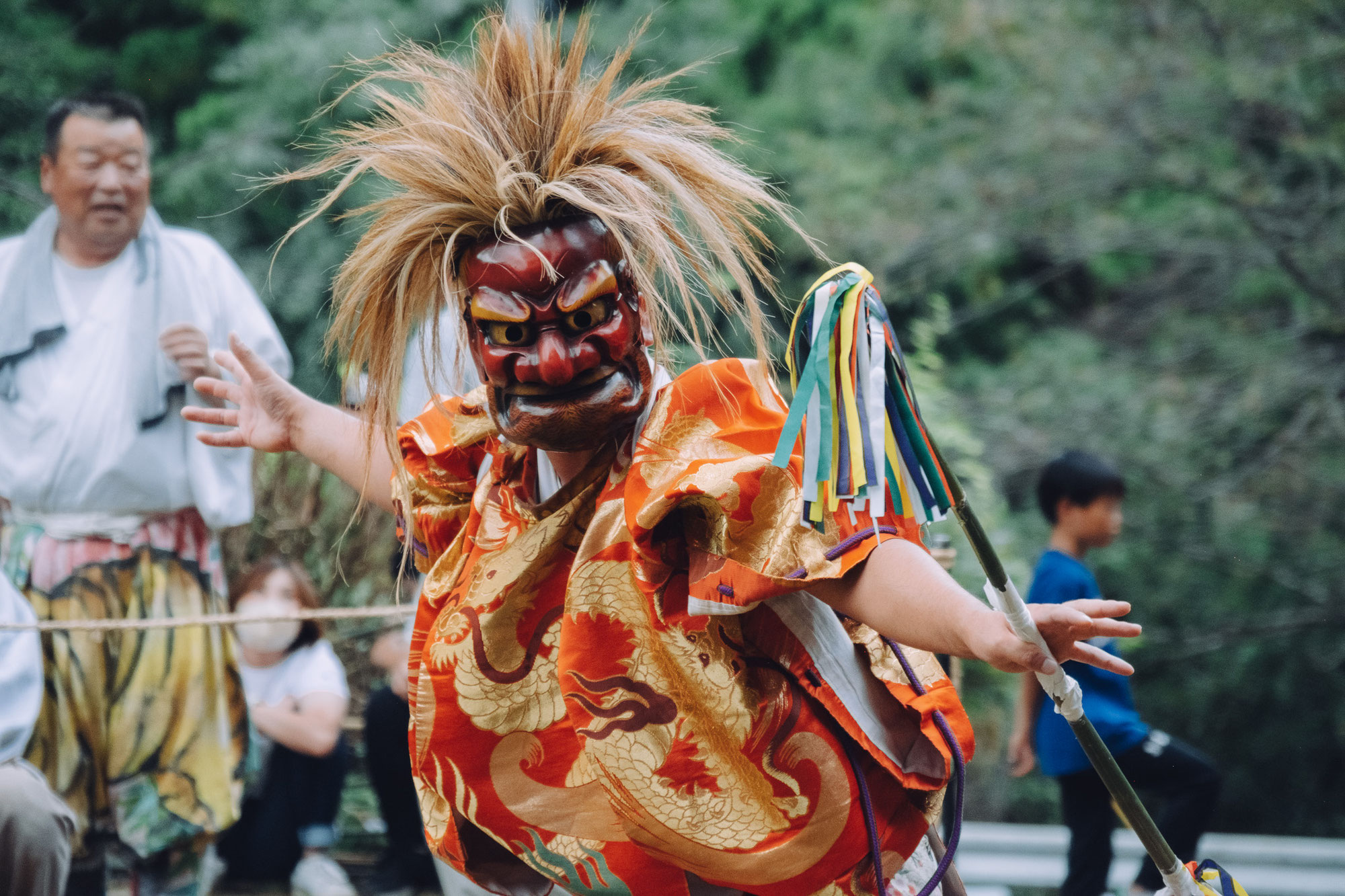 豊前市 上川底 貴船神社 大村神楽講奉納へ｜フォトライターの歴史カメラ散歩