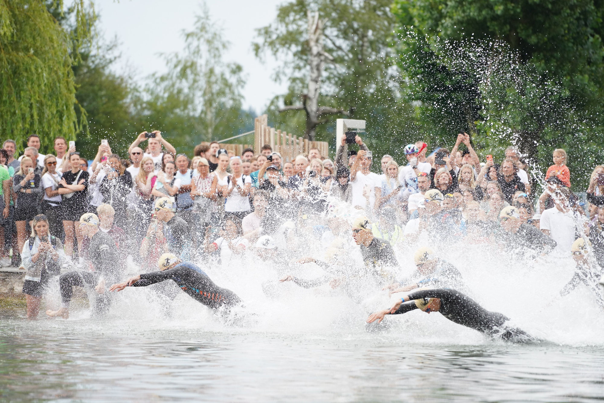 Salzburger Triathlet*innen glänzen beim Rekordwochenende in Obertrum