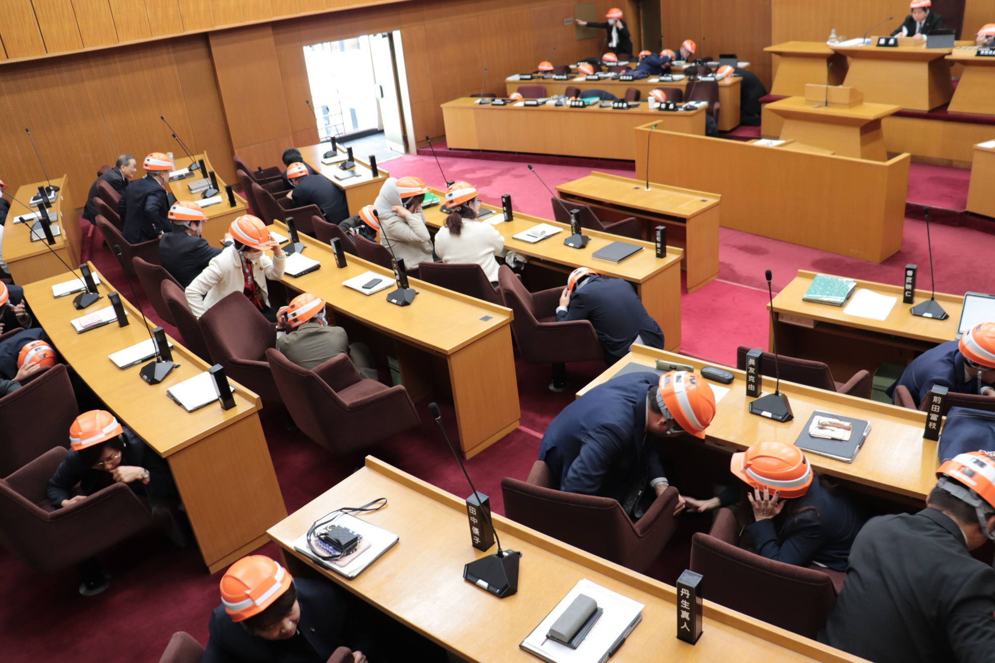 枚方市の子ども2万円給付が可決。気になる「おこめ券」の行方は？〜12/19 12月議会最終日