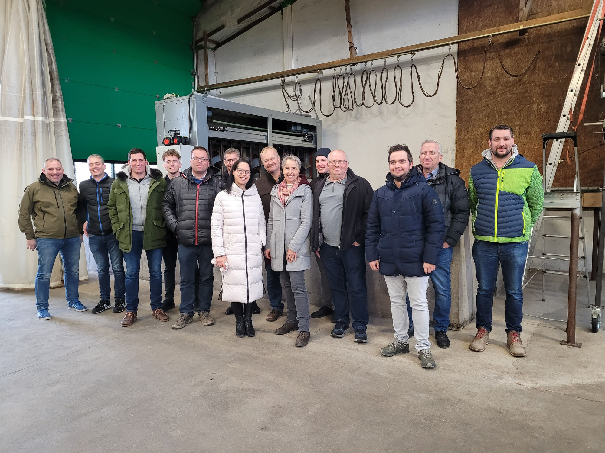 BESUCH AUS NÖ: Haubis Betriebsleiter Prok. Johannes Heilos war mit Landwirten und der LWK Melk zu Gast bei pramoleum.