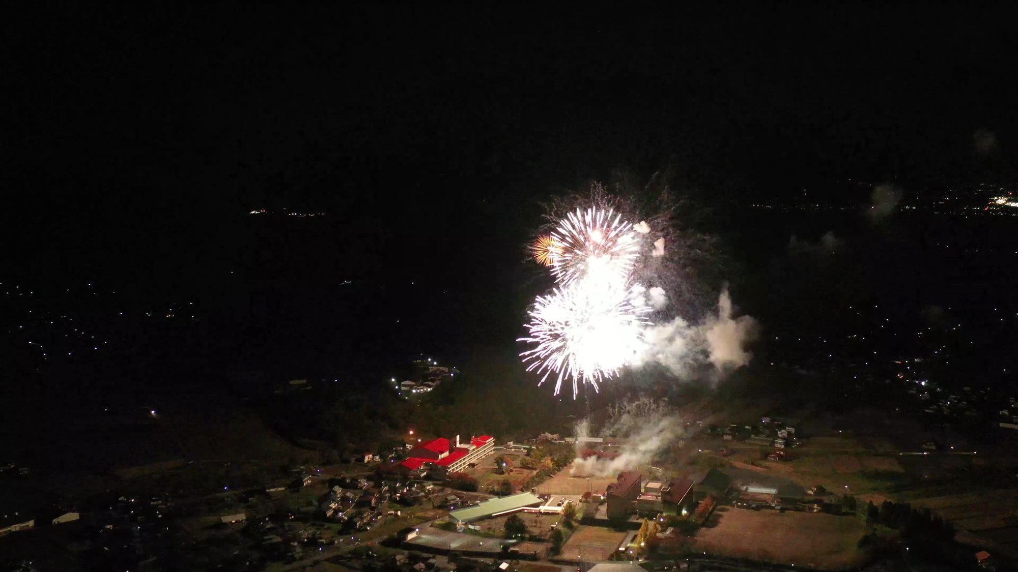 ドローン撮影花火映像公開しました