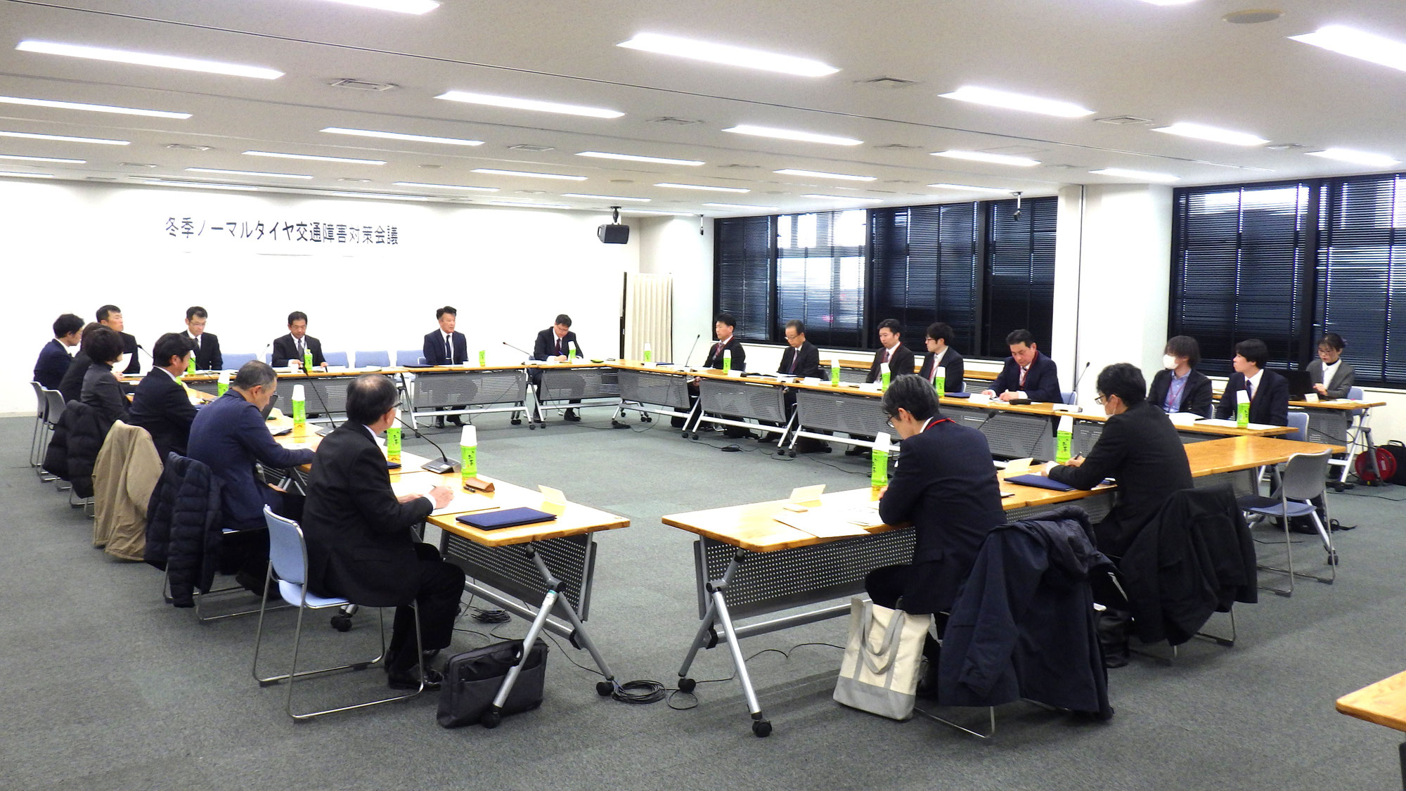 雪道での交通障害対策で県警と覚書