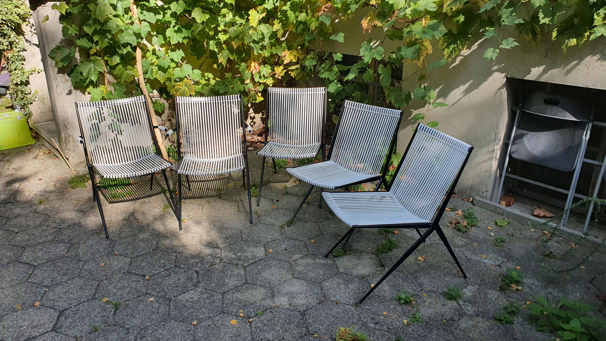 Gartenstühle restauriert