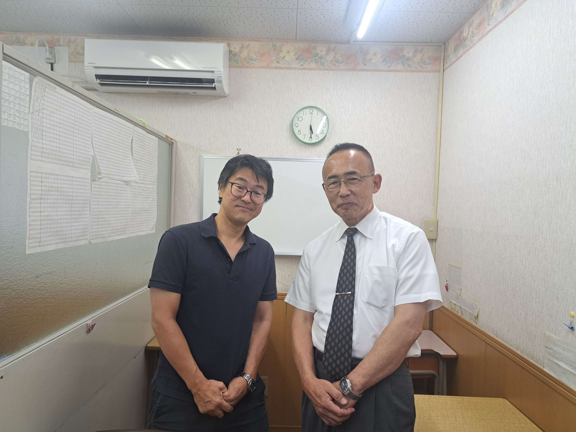 ３０年以上前の生徒が来てくれました、色々話ができて楽しかったです。来てくれてありがとう(^_^)