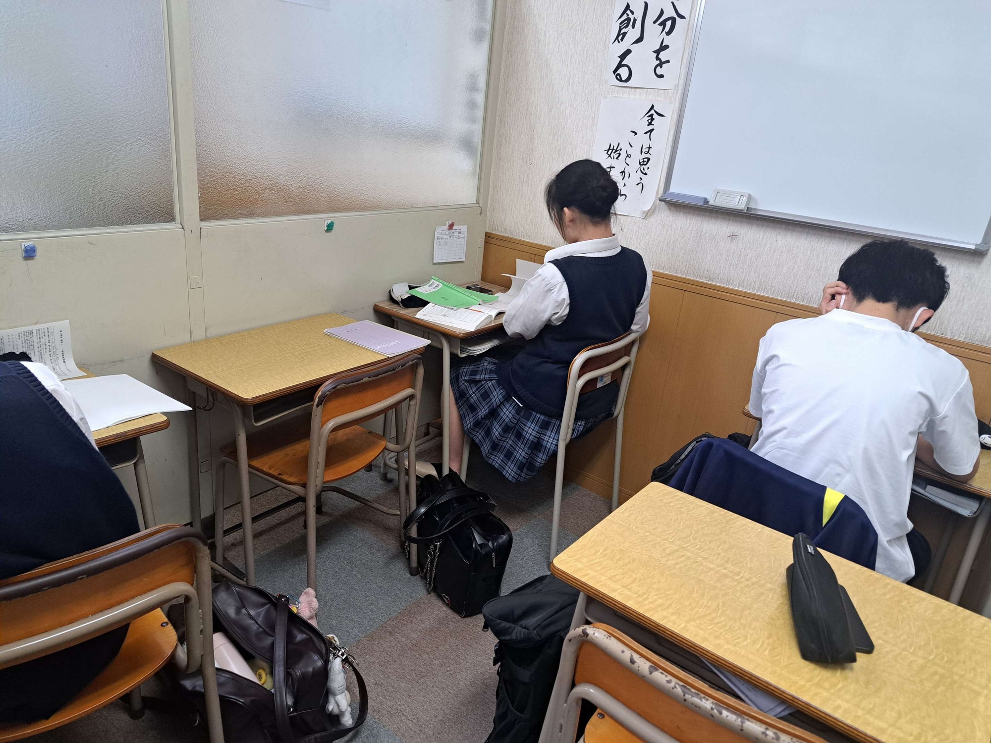 来週から高校生たちの定期テストが始まります。みんな頑張っていきましょう！