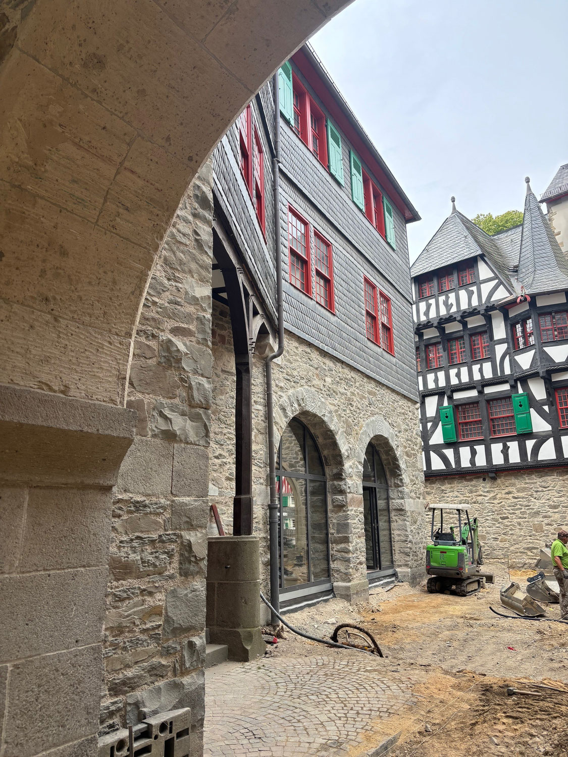 Wiedereröffnung von Schloss Burg – mit einem Beitrag aus unserer Werkstatt