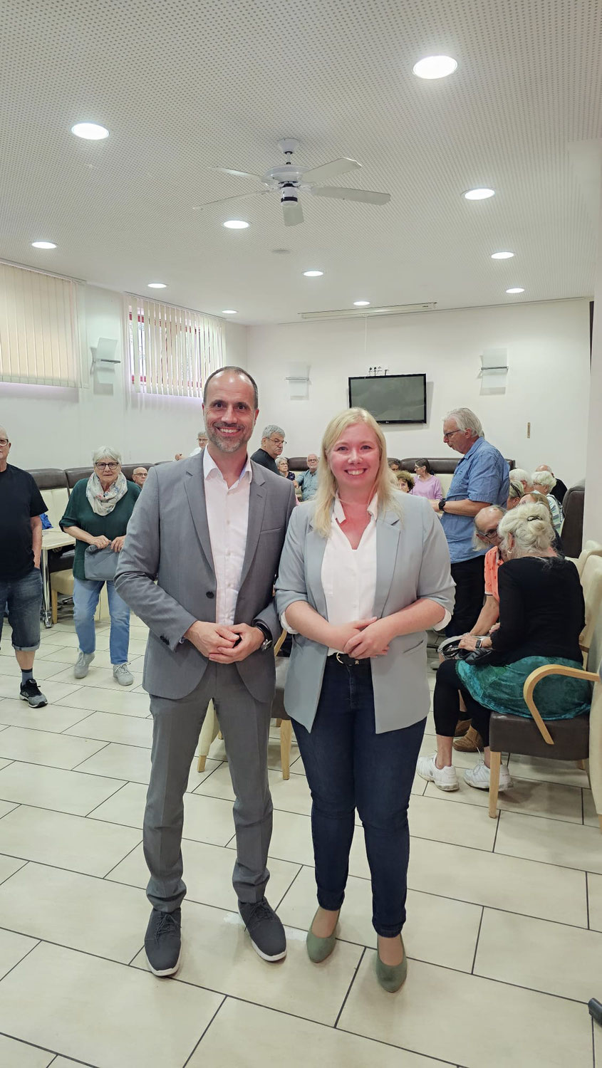 „Mehr Selbstbestimmung - auch nach dem Tod“ – Landtagsabgeordnete Nina Klinkel und Staatsminister Clemens Hoch informieren über das neue Bestattungsgesetz