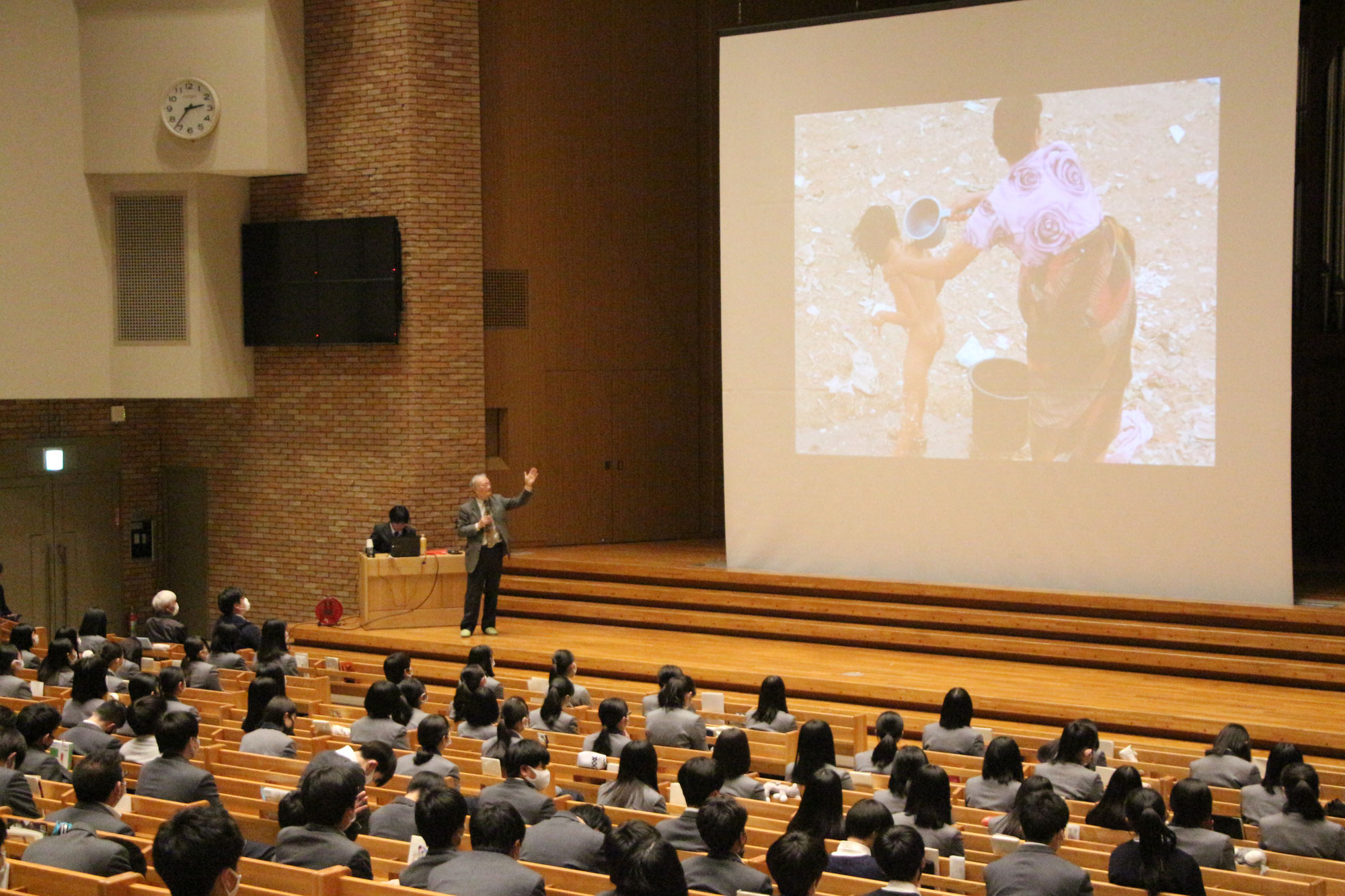 群馬県新島学園中学校・高等学校