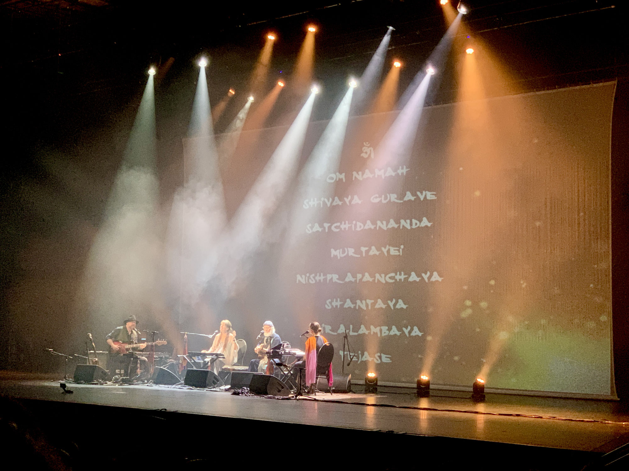 Ein Abend mit Deva Premal & Miten