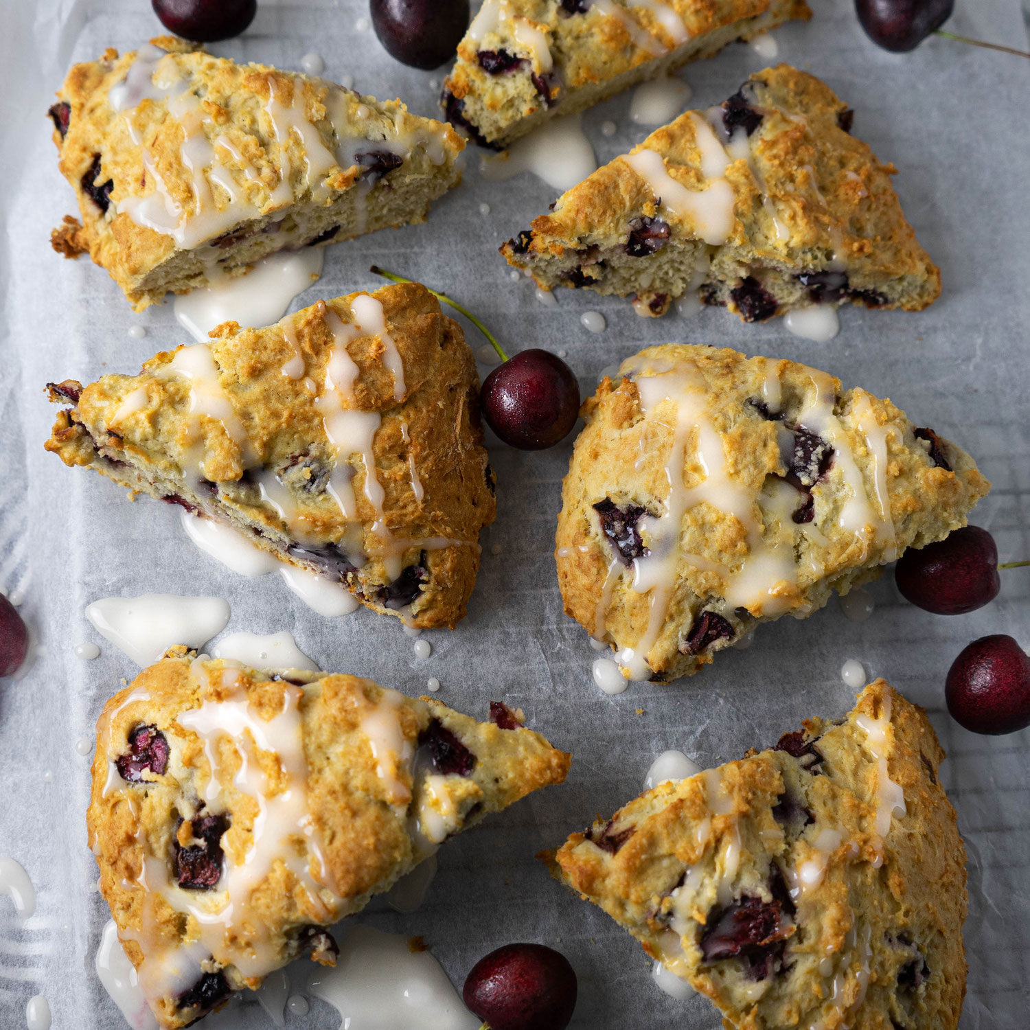 Kirschen Scones