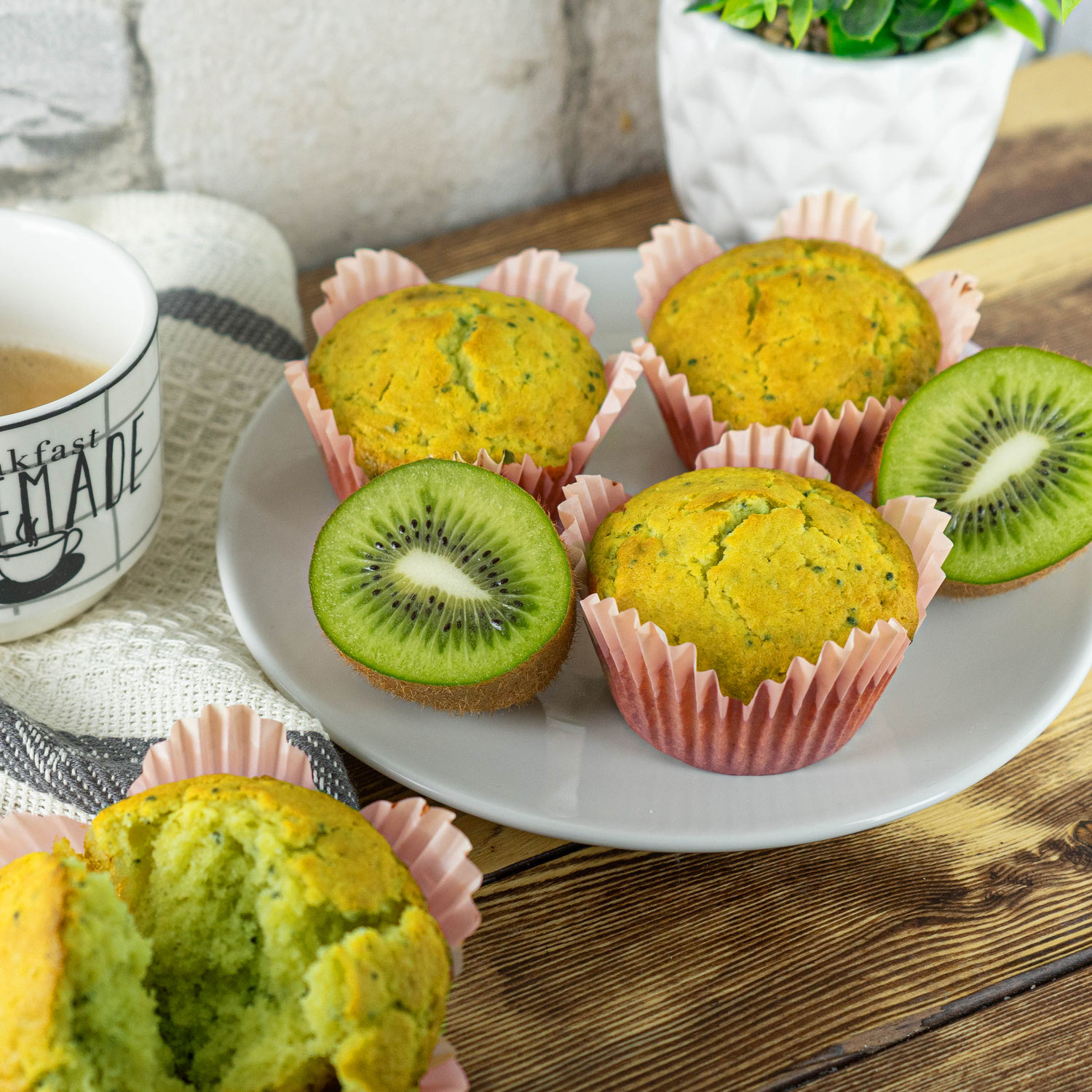 Kiwi Muffins