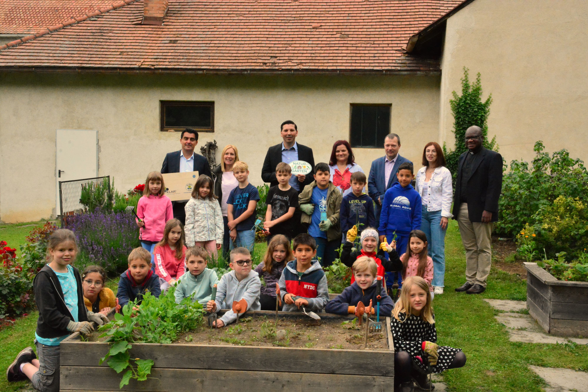 Natur im Pfarrgarten: Paradiesgartenfest in Großrußbach
