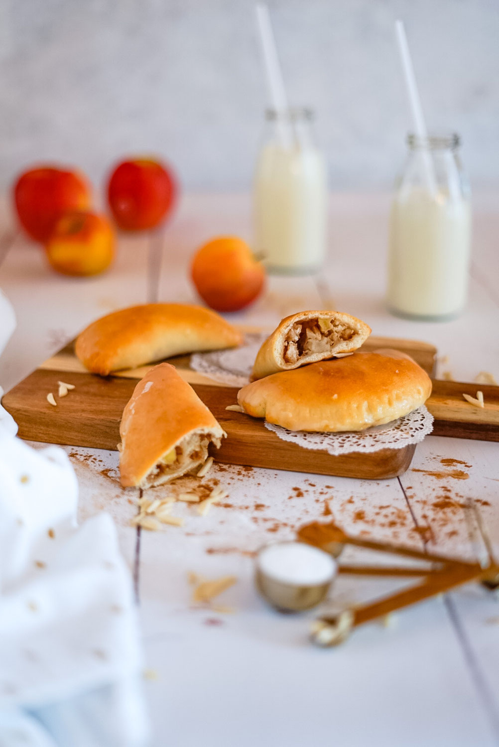 Apfeltaschen aus Quark - Öl - Teig