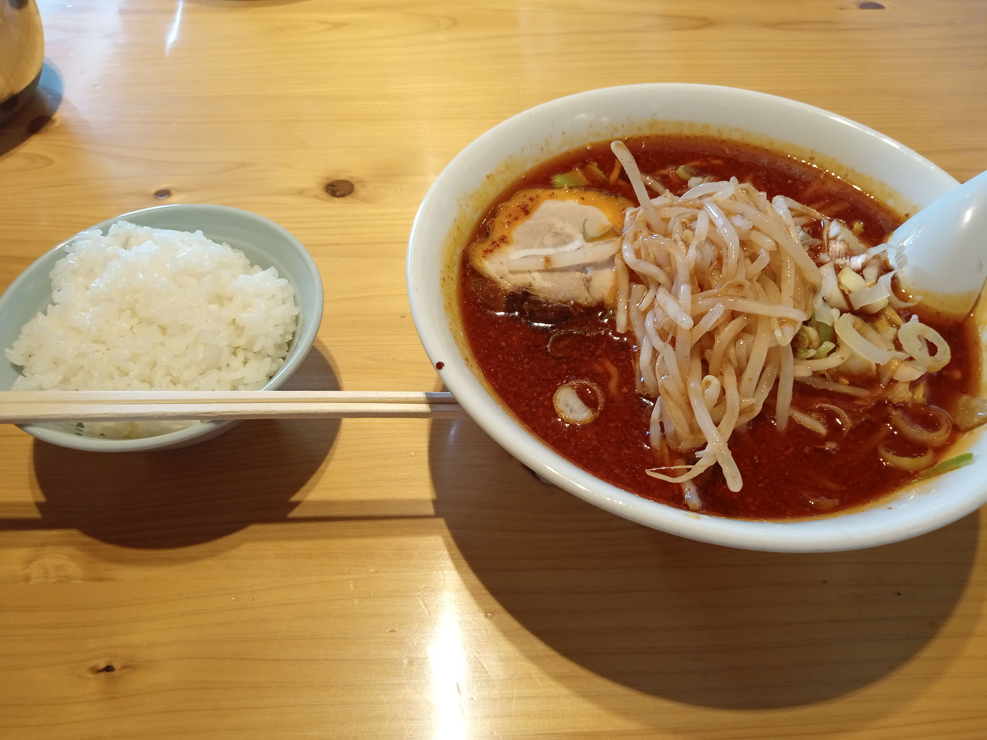 暑い日には辛いものを