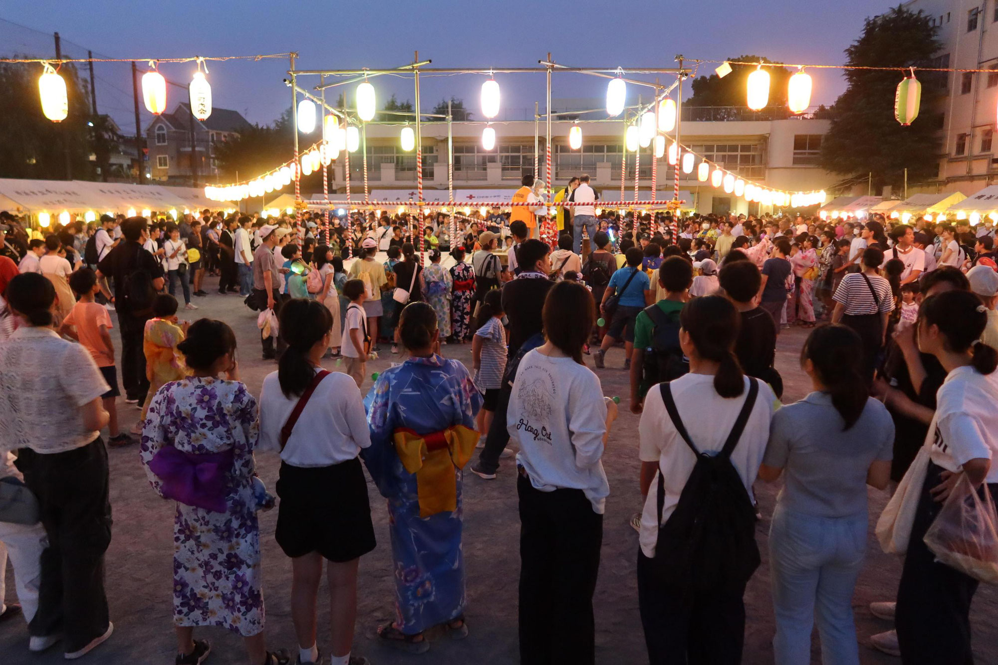 ニュータウン夏祭り　酷暑の中　大いに賑わう