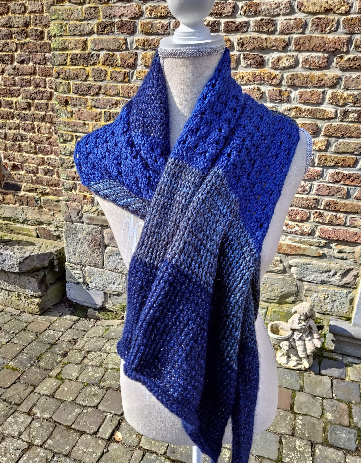 Echarpe Asymétrique Abysses au tricotin