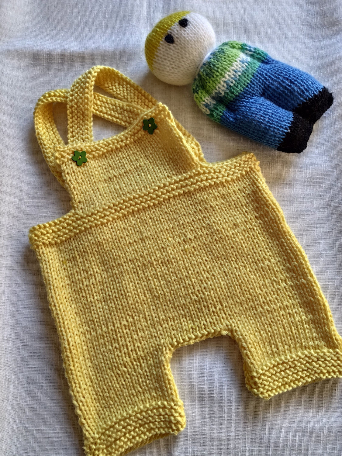 La salopette "Petit Citron"