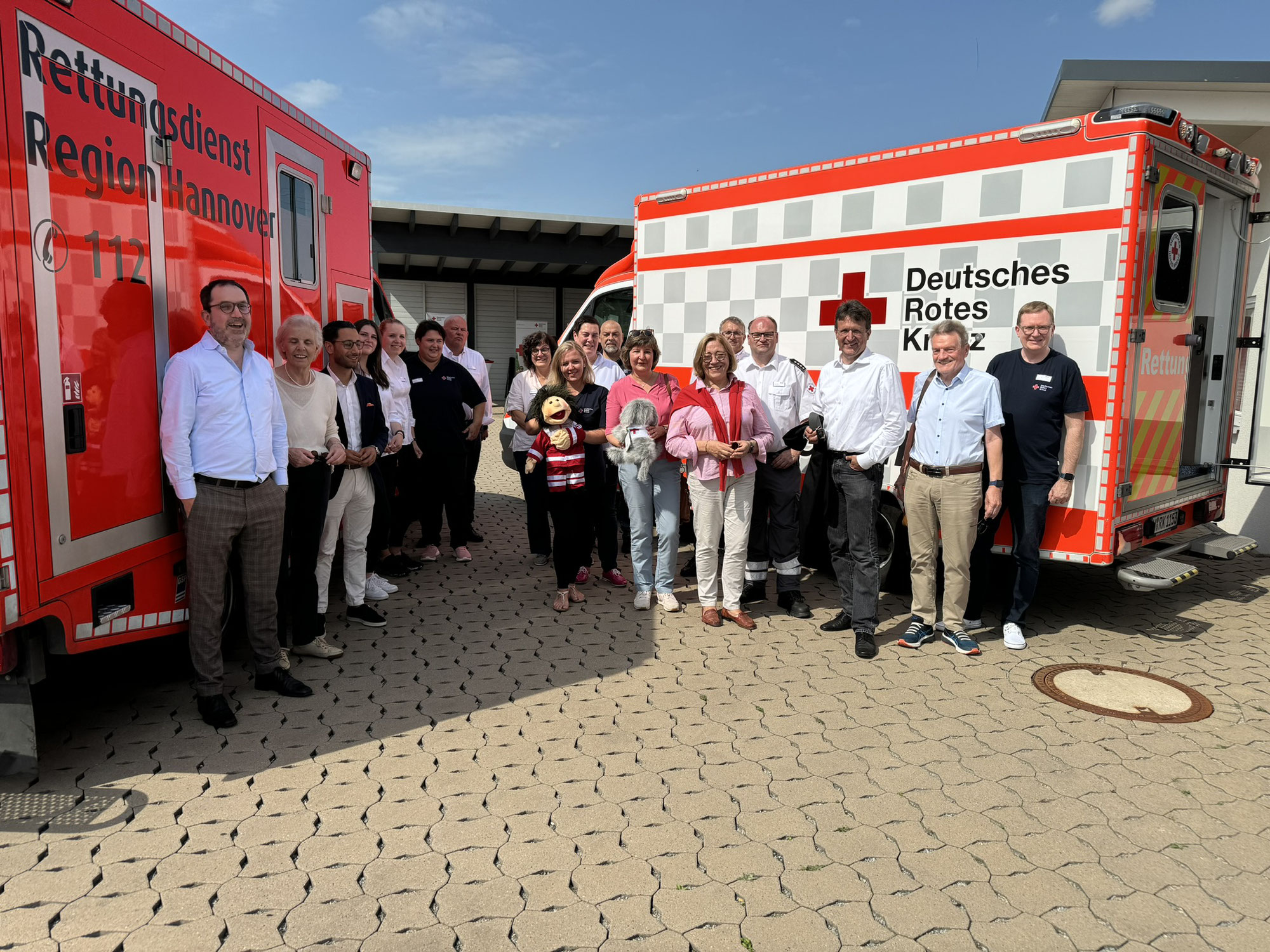 Sommertour der Gruppe CDU/FDP: Besuch der DRK-Lehrrettungswache in Sehnde