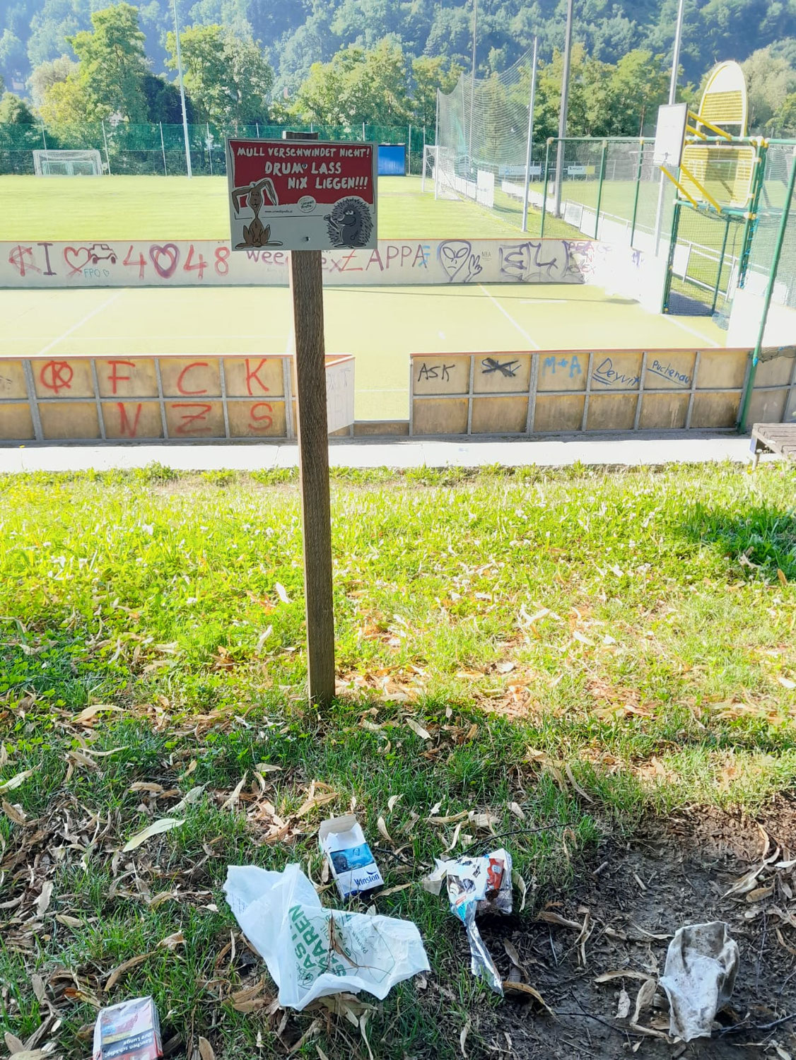 Sportplatzbank