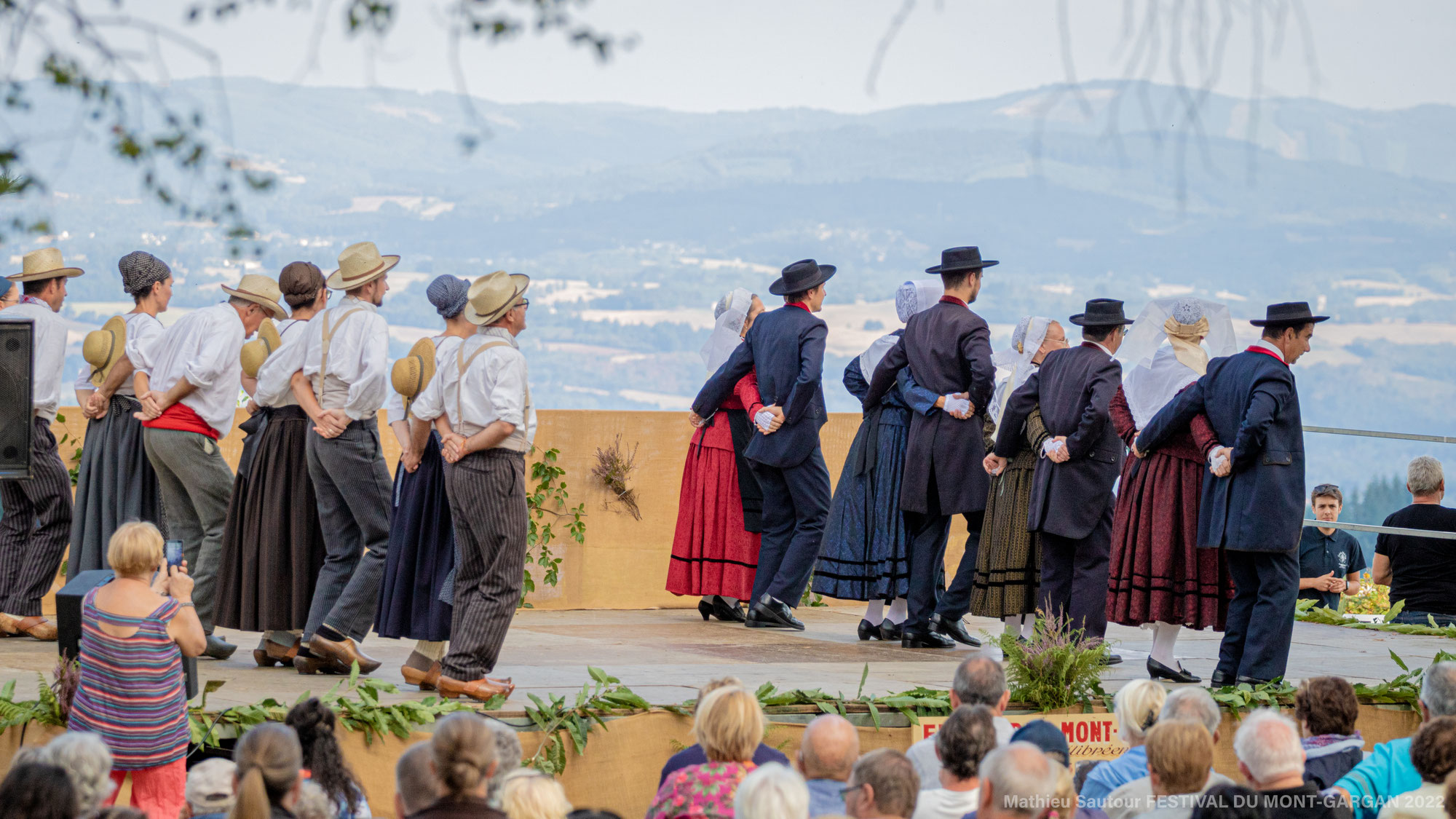 15 AOÛT - Folklore au sommet !