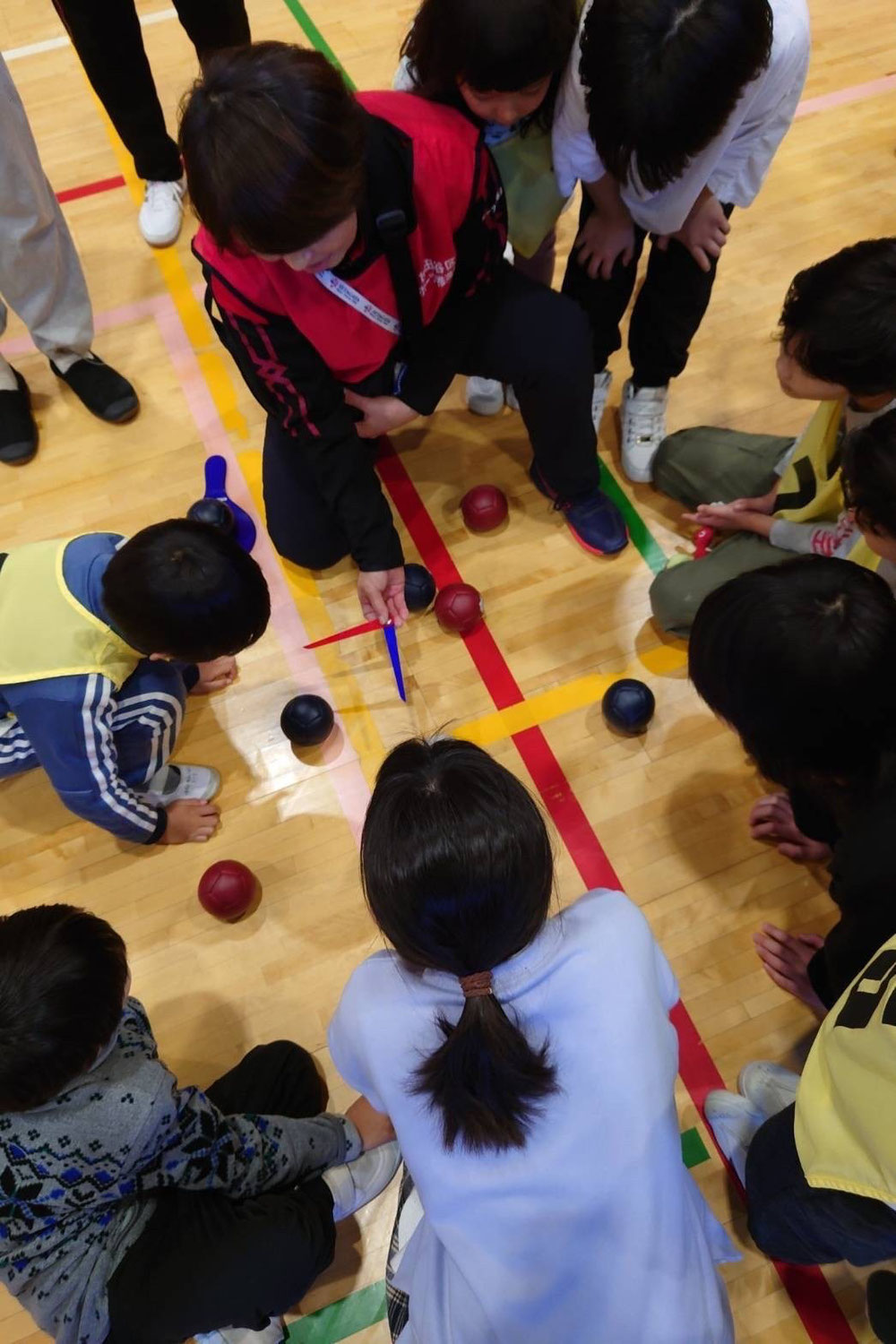 青少年砧地区委員会の主催「親子でボールとあそぼう」