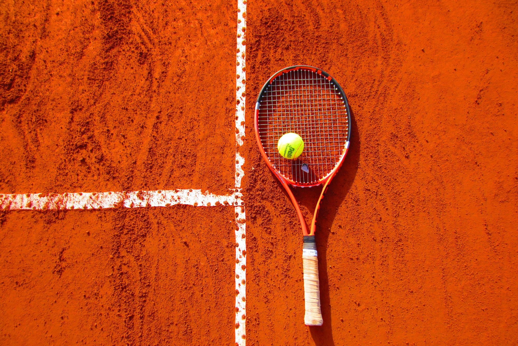 Worauf du beim Kauf eines Tennisschlägers achten solltest
