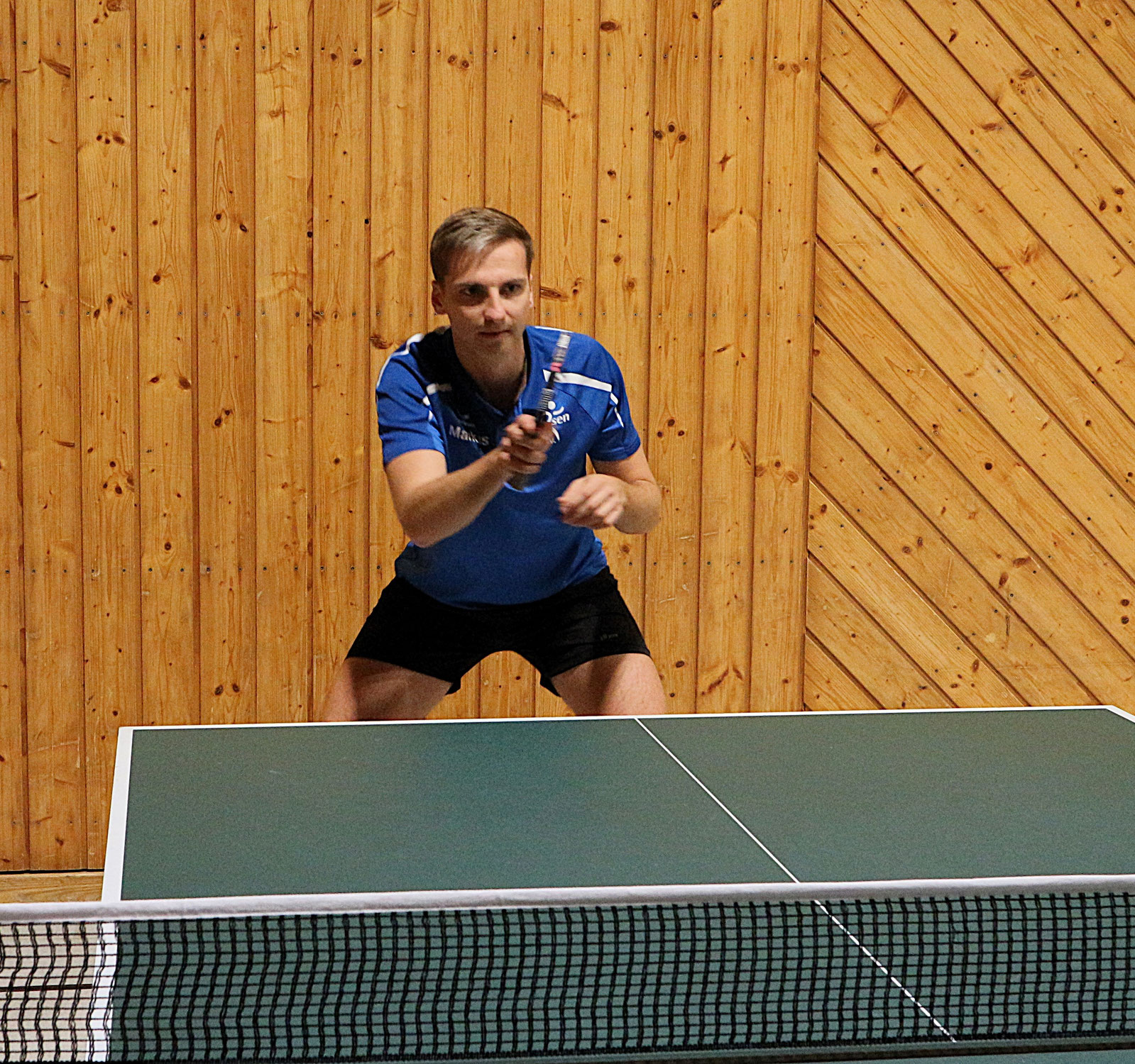Isener Tischtennis-Herren bauen Siegesserie aus