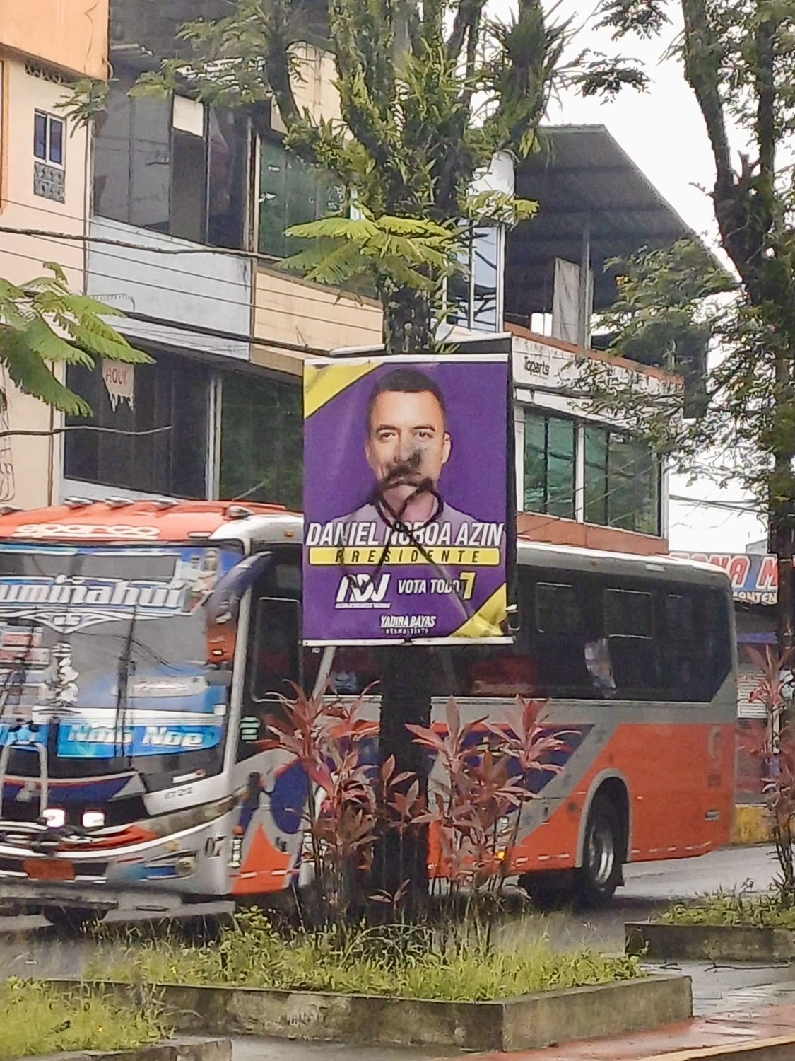 Zwischen Sicherheit und Sozialpolitik: Ecuador wählt