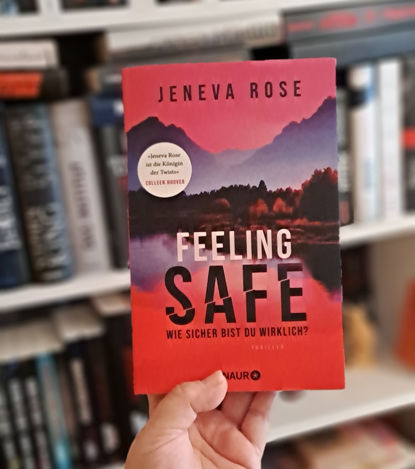 Nichts ist wie es scheint - Rezension zu "Feeling Safe"