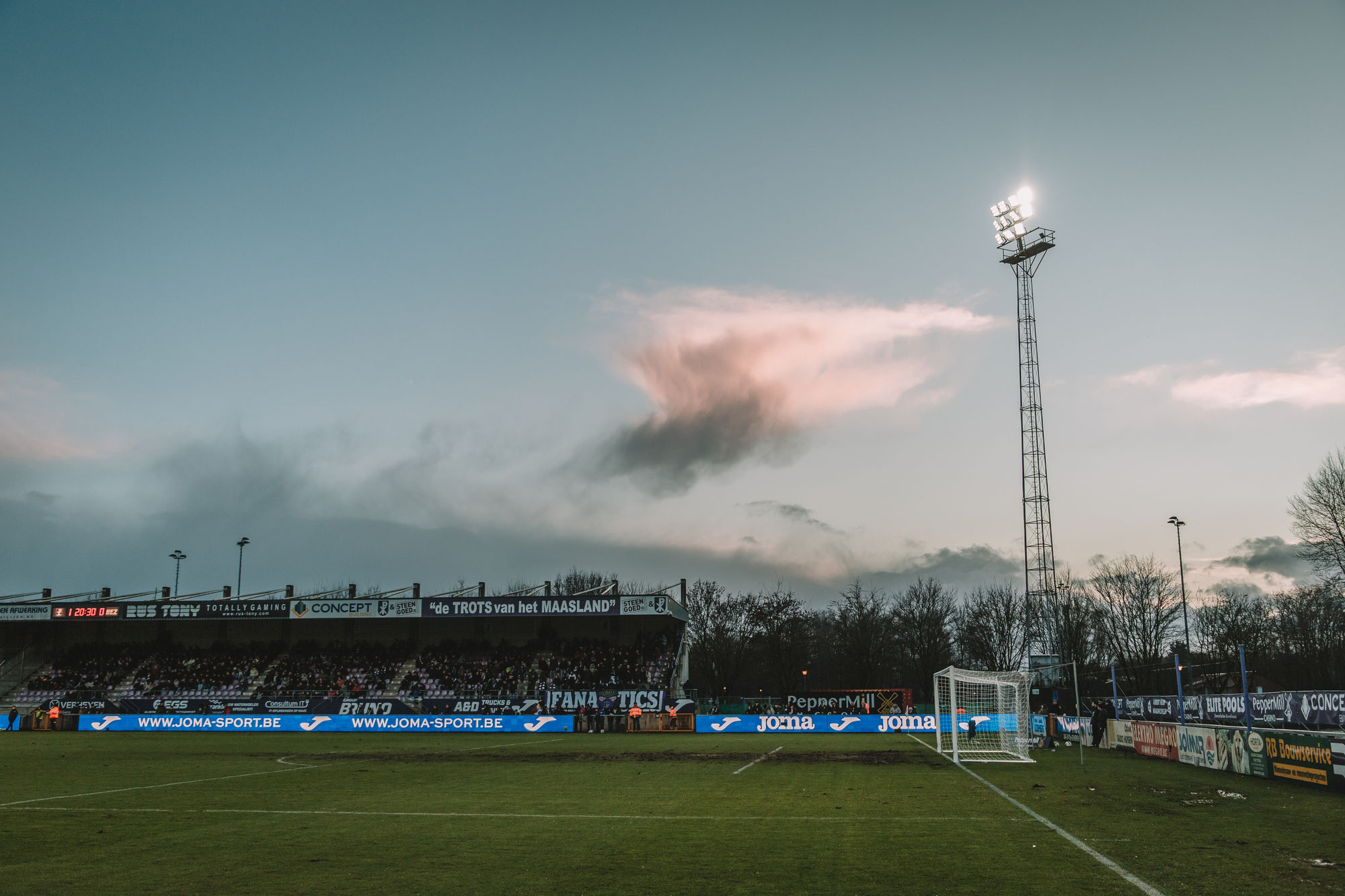 Groundhopping: K Patro Eisden Maasmechelen vs. RFC Seraing