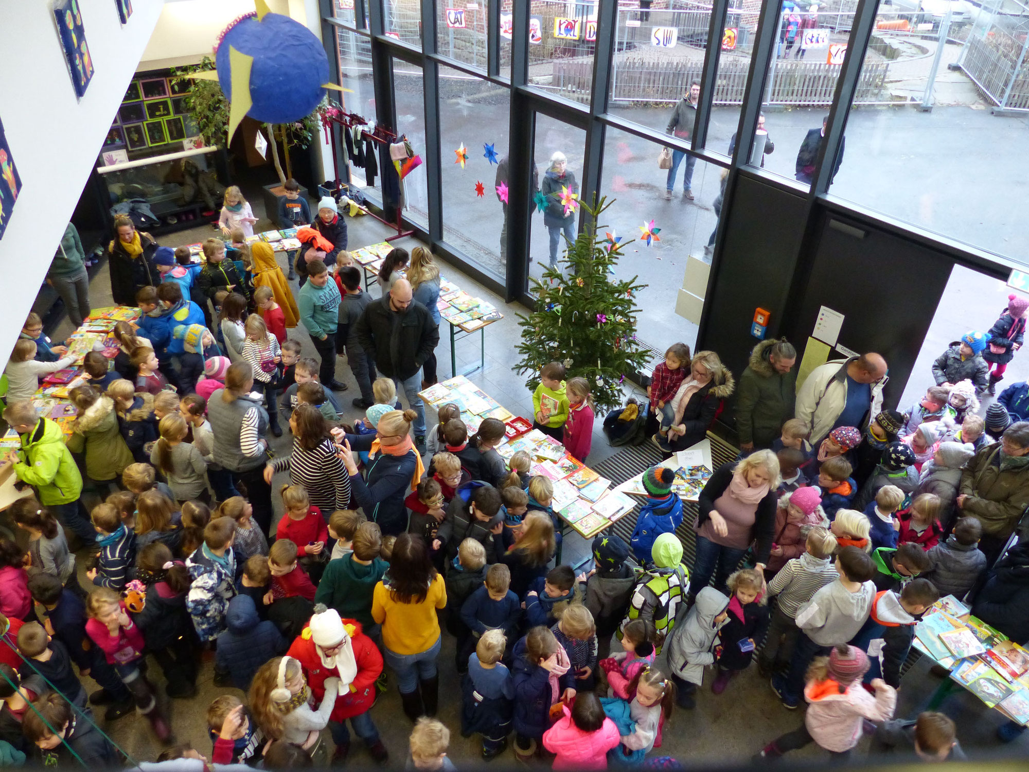 Bücherflohmarkt
