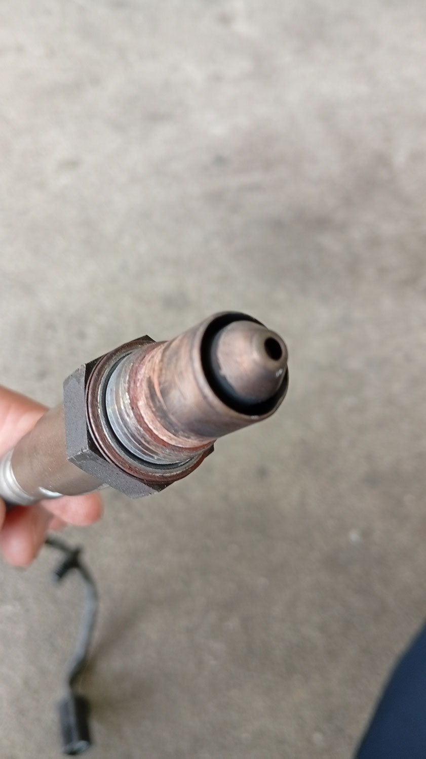 いすゞ ギガ エンジンチェックランプ ラムダセンサー（O2センサー