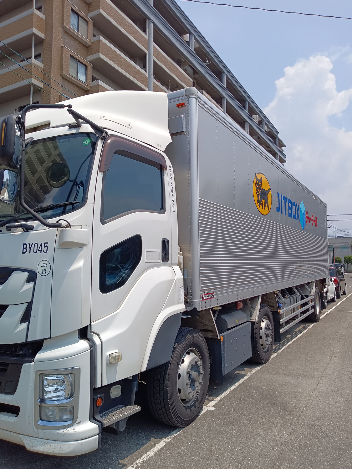 いすゞ ギガ 6UZ1 DPD洗浄 - マフラーの機能再生なら福岡アクトジャパン