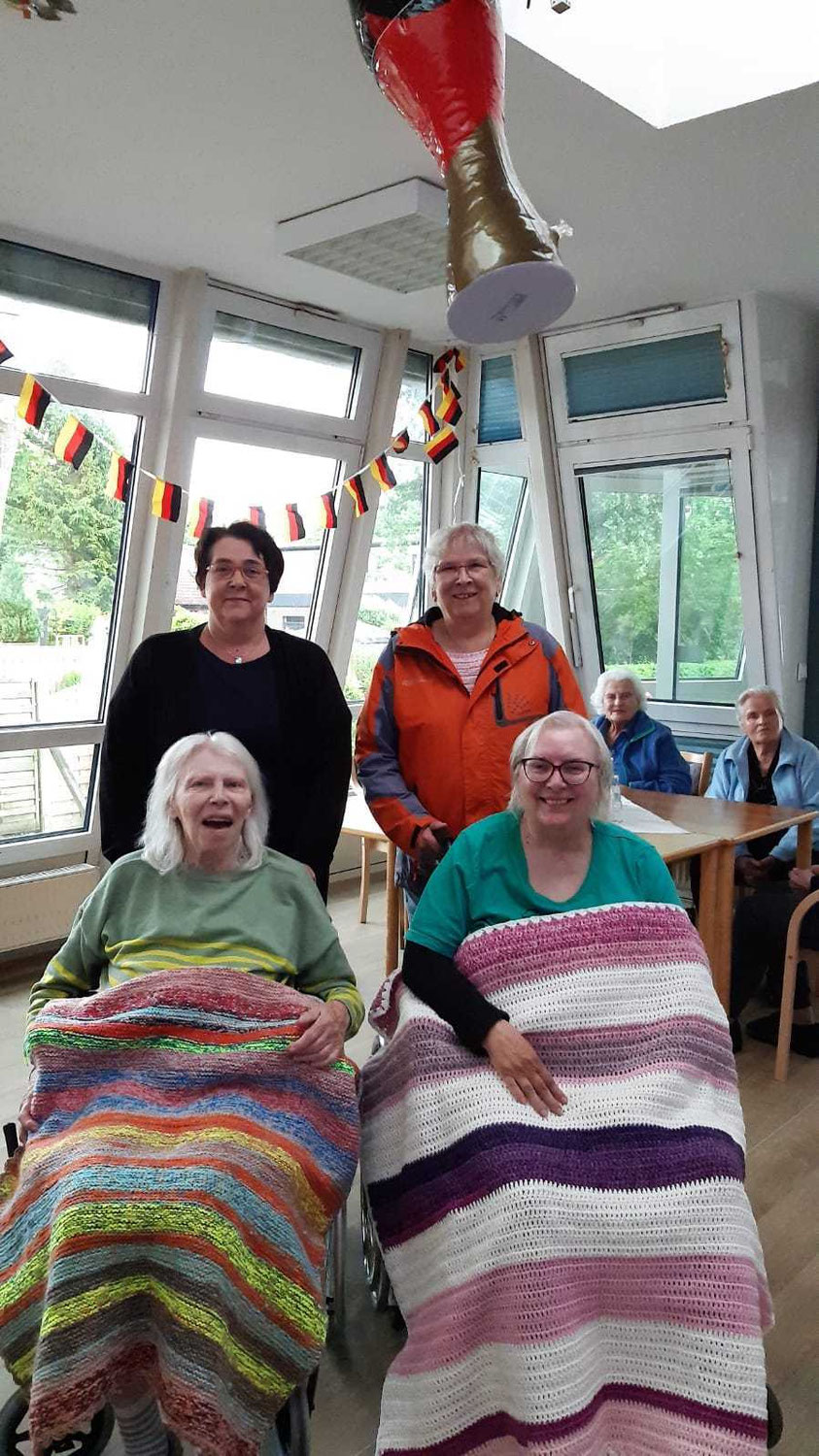 KK Rühen - Strickfrauen schenken Wärme und Freude