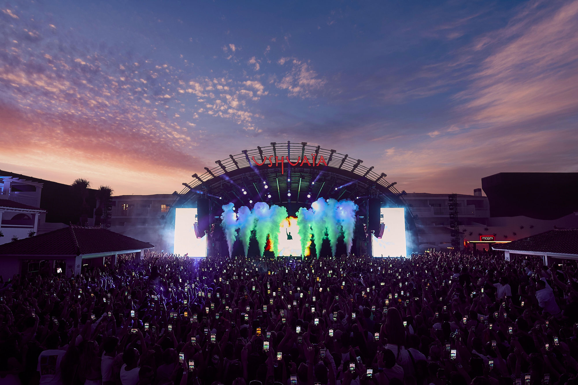 Ushuaïa Dubai Harbour Experience