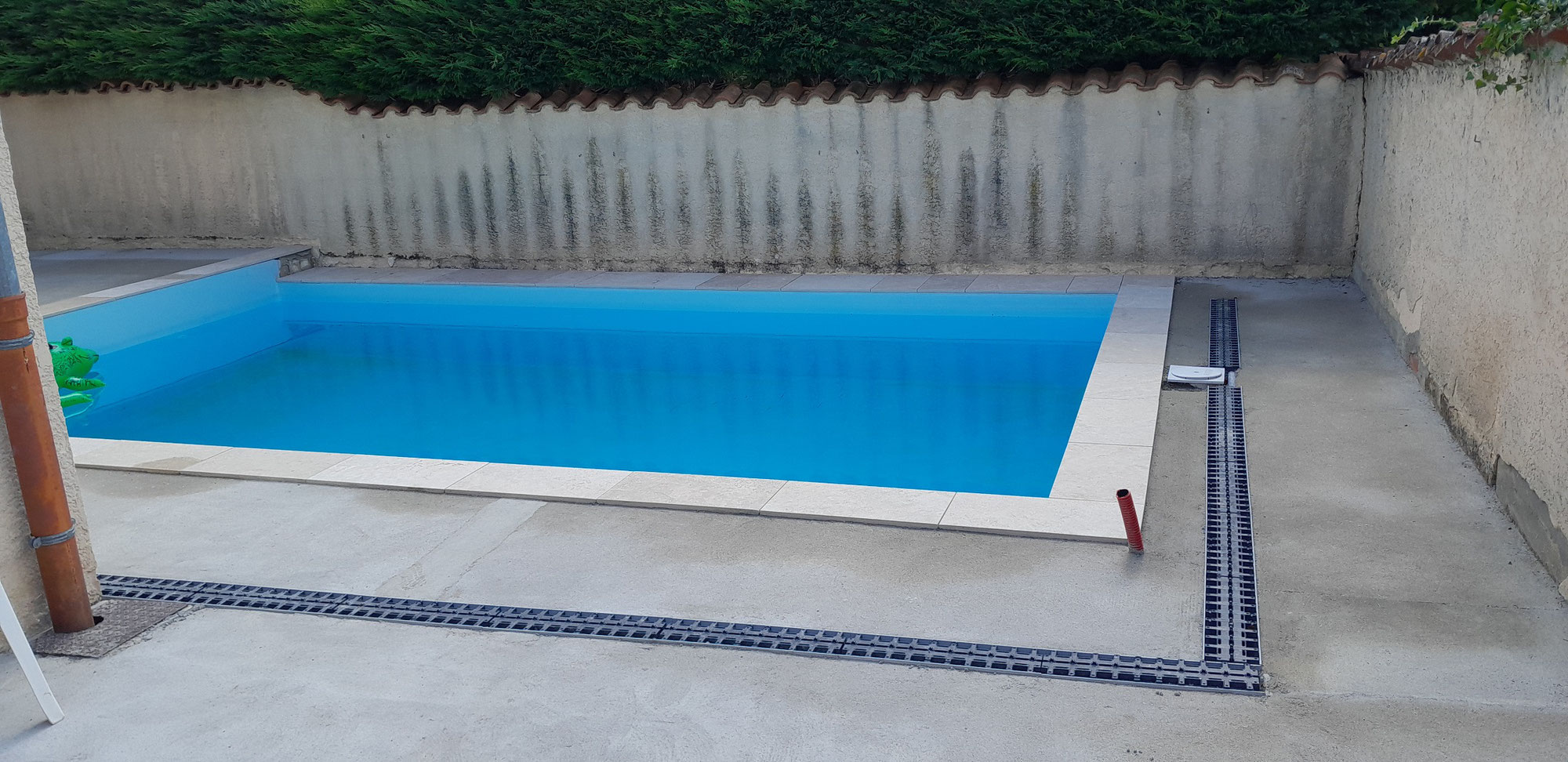 Piscine avant la pose de carrelage