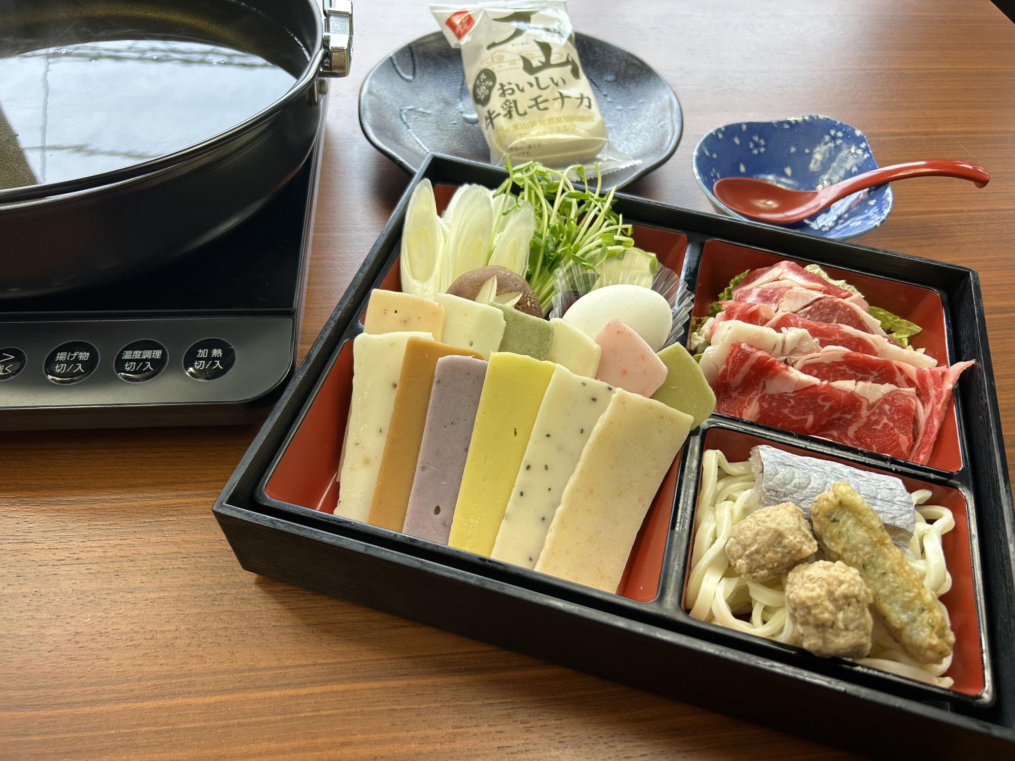 【部屋で鍋】餠しゃぶ+東伯牛の鍋プラン始めました♪